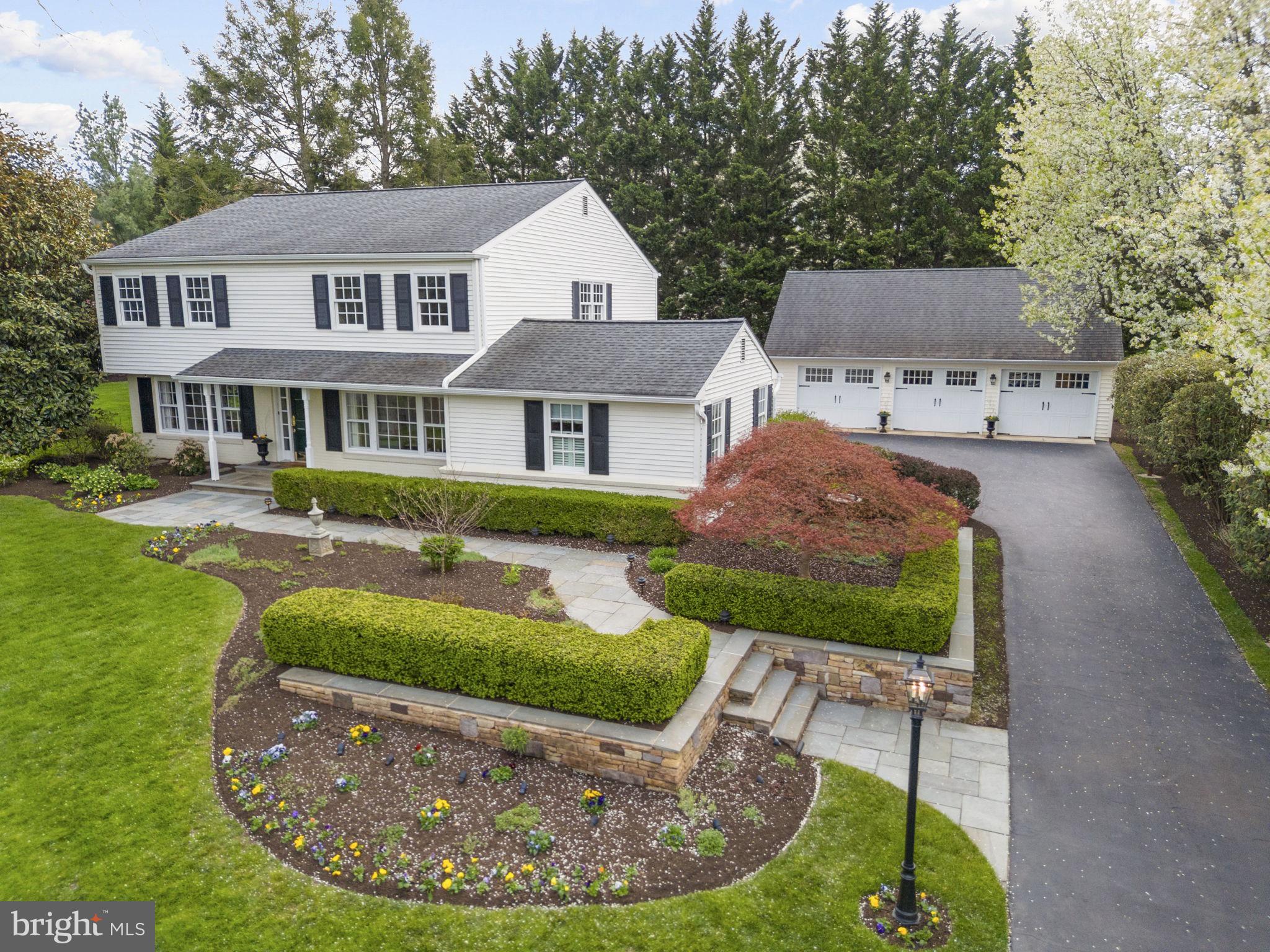 BLUE BELL GLENN - Residential