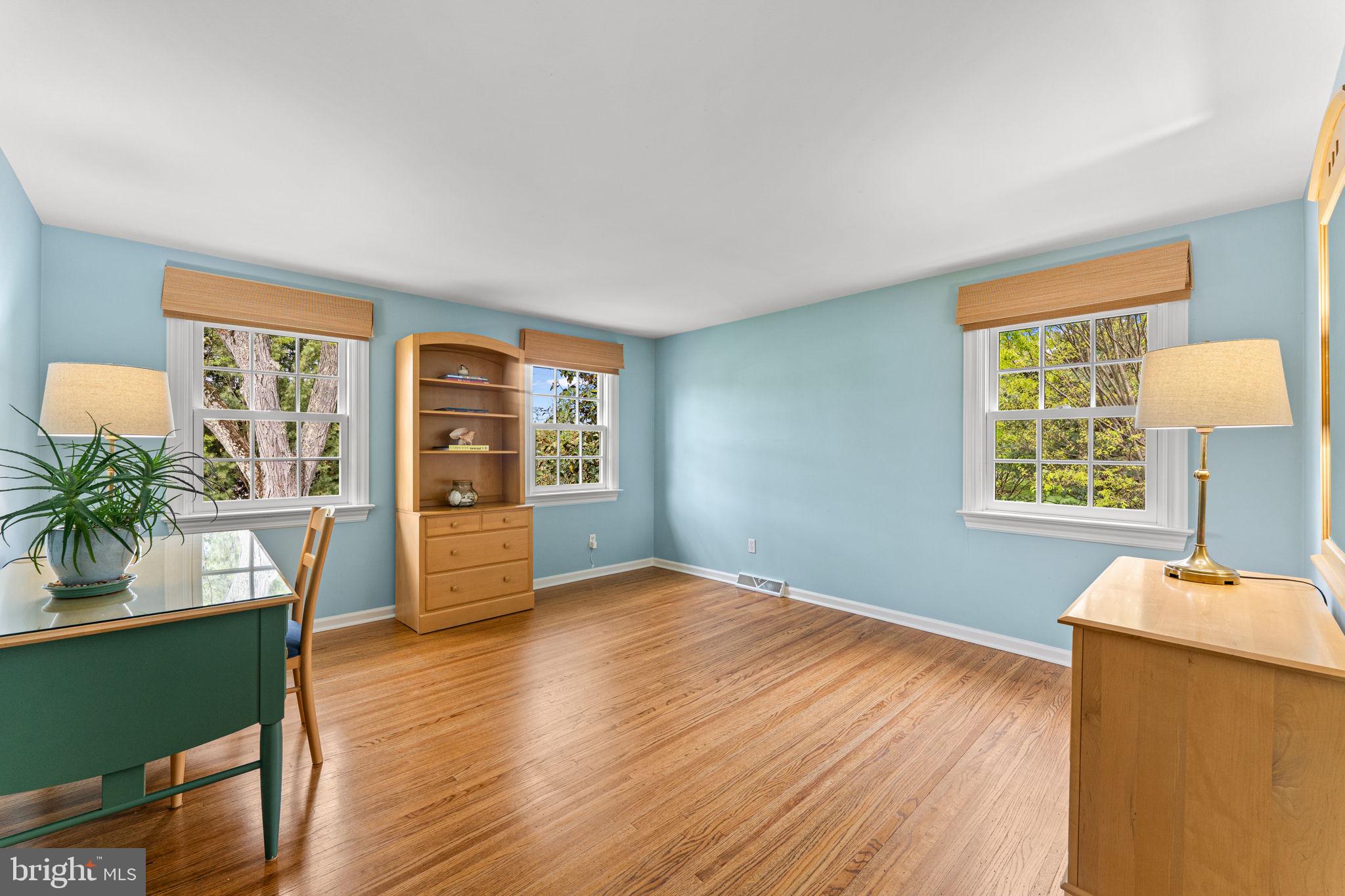 BLUE BELL GLENN - Residential