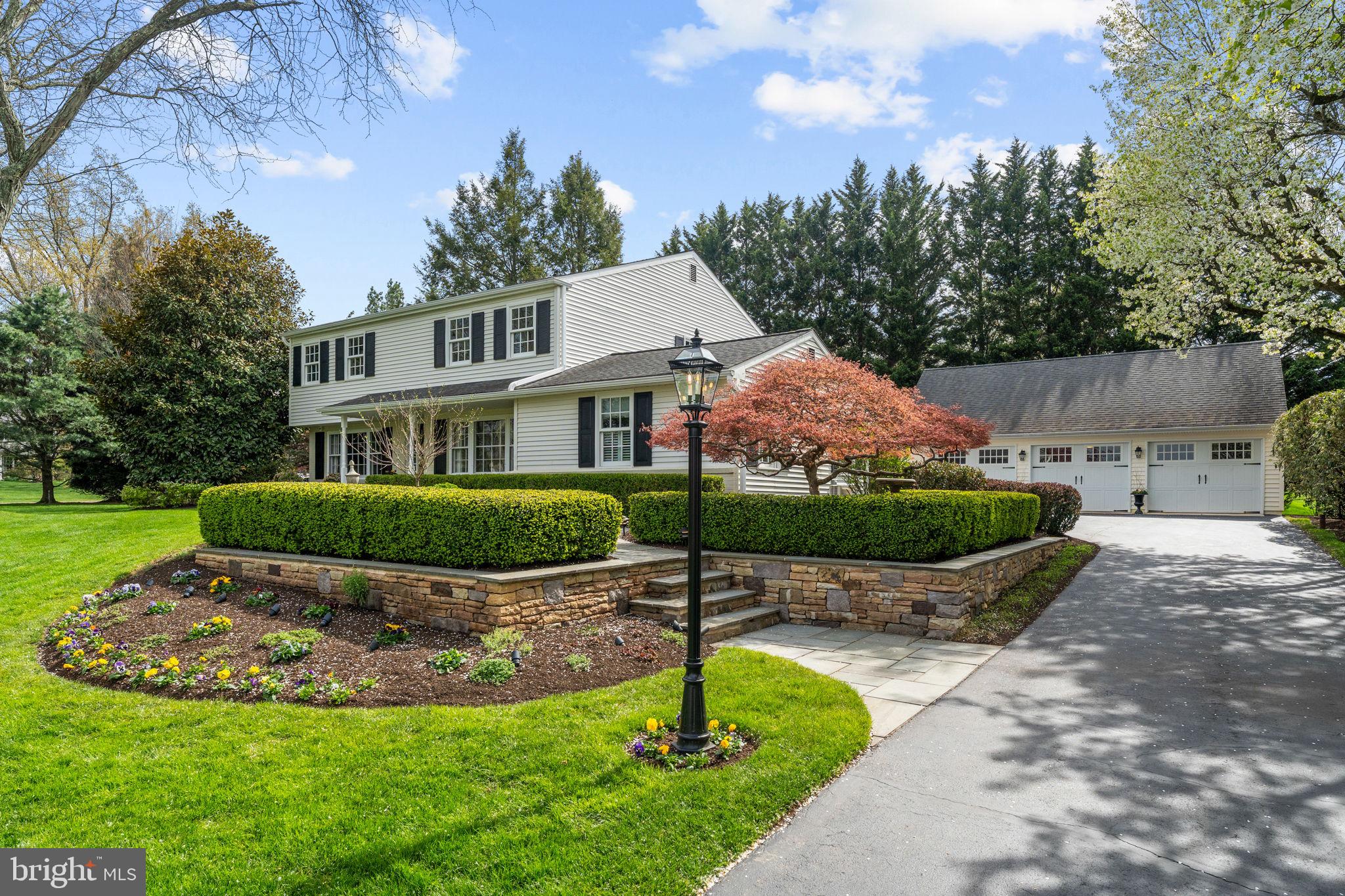 BLUE BELL GLENN - Residential