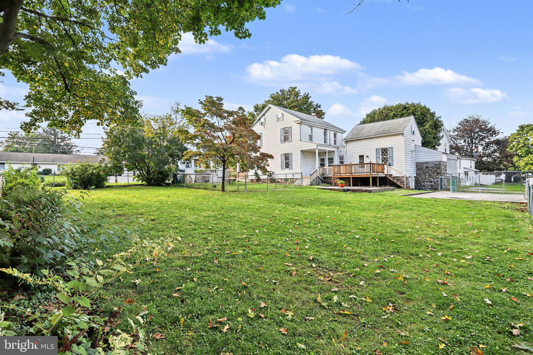 140 SCHOOLHOUSE ROAD