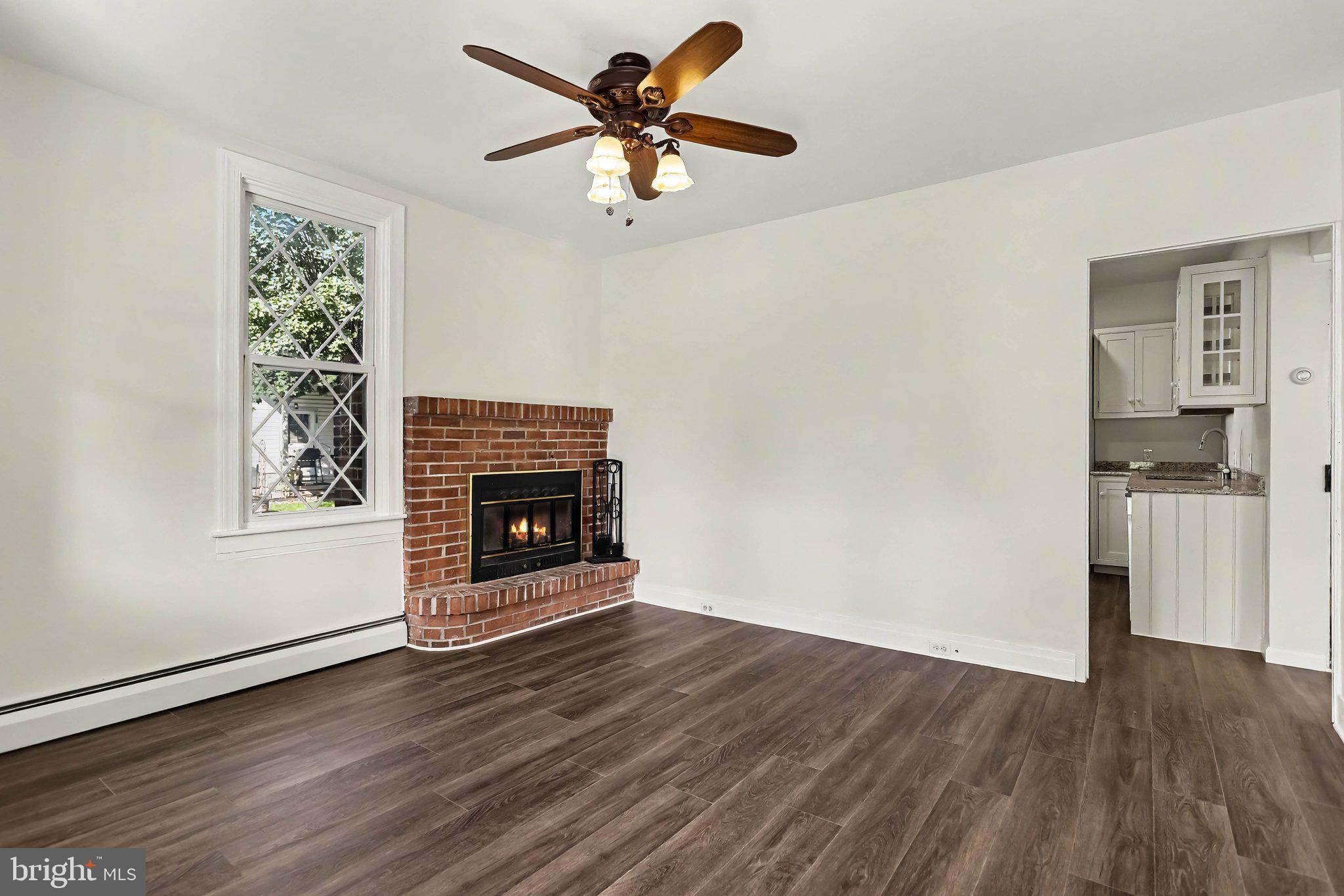 140 SCHOOLHOUSE ROAD