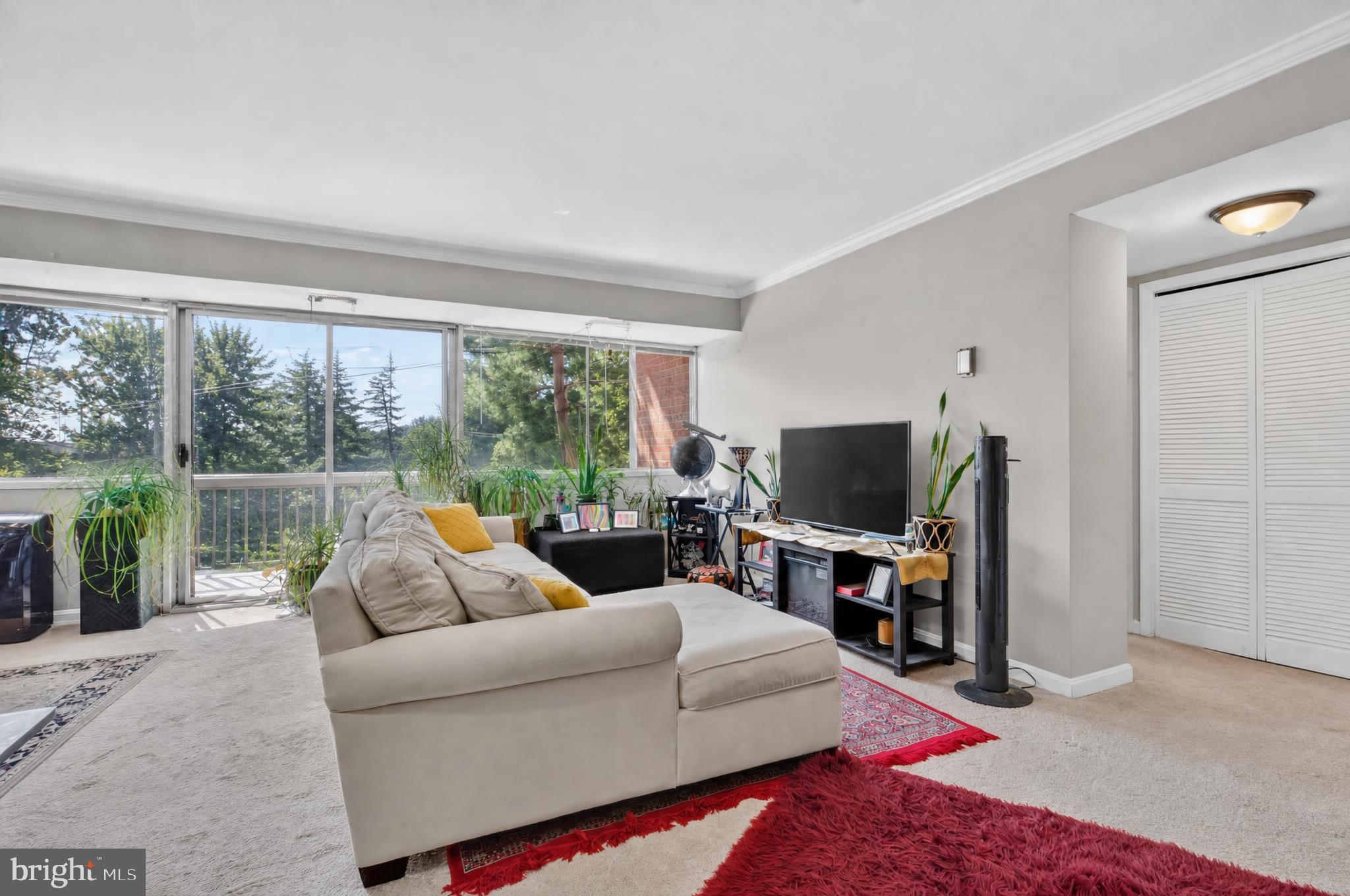 5801 QUANTRELL AVENUE 206
