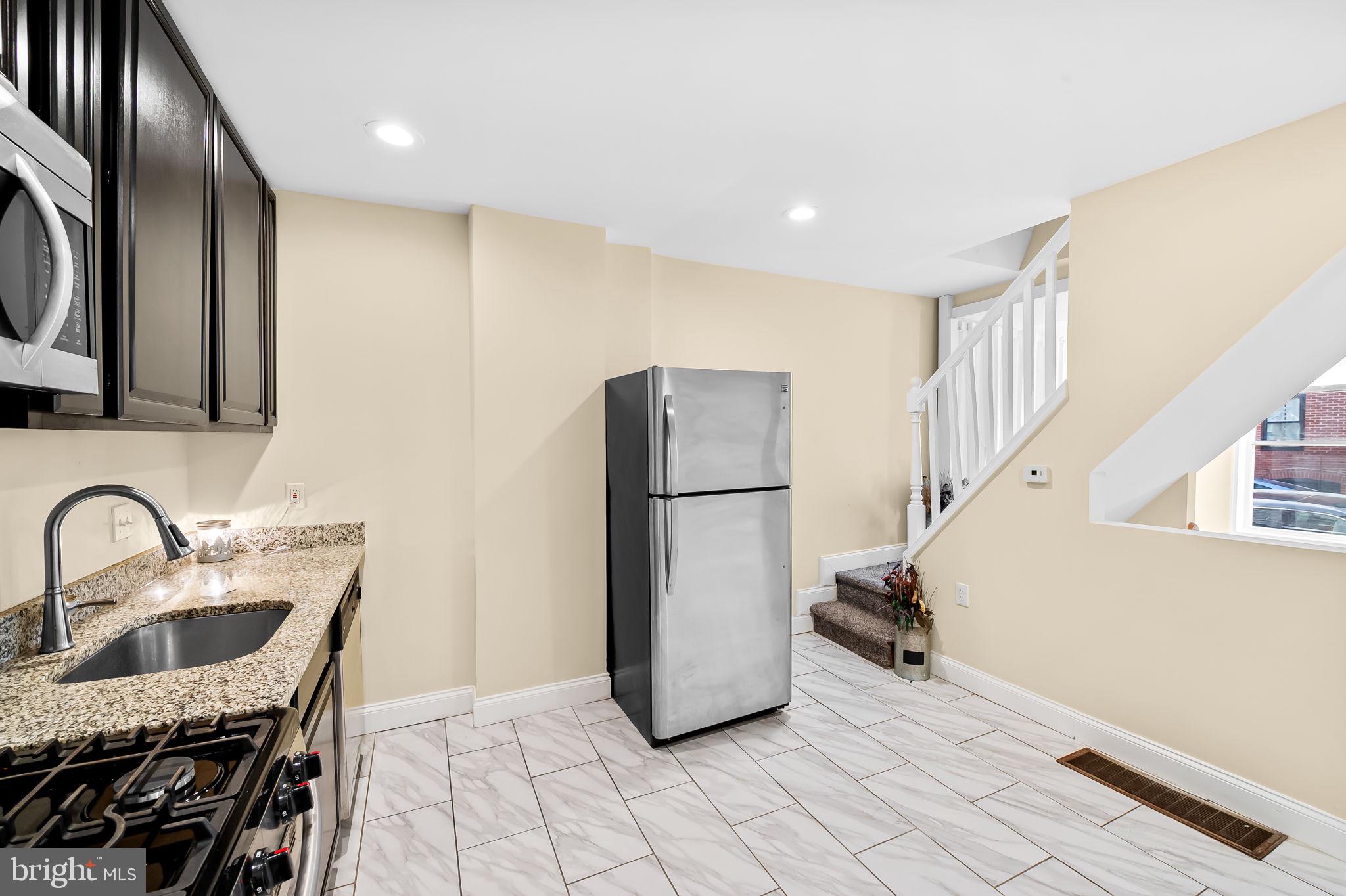 HIGHLANDTOWN - Residential