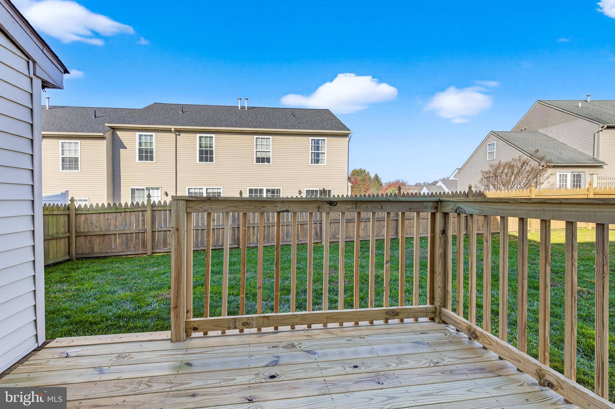 LONGWOOD SQUARE - Residential