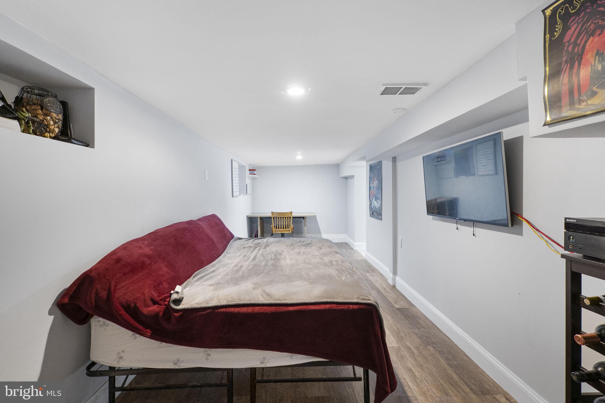 CLARKSBURG OUTSIDE - Residential