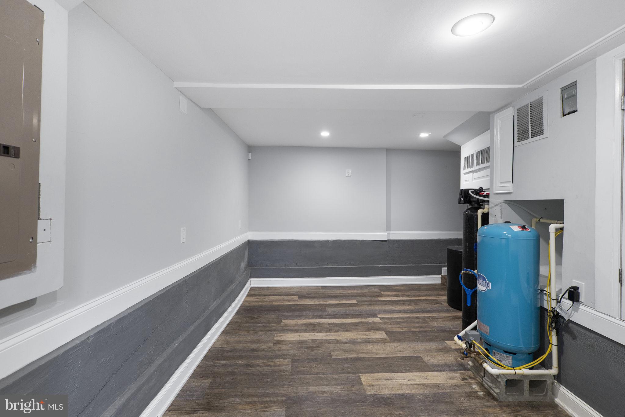 CLARKSBURG OUTSIDE - Residential