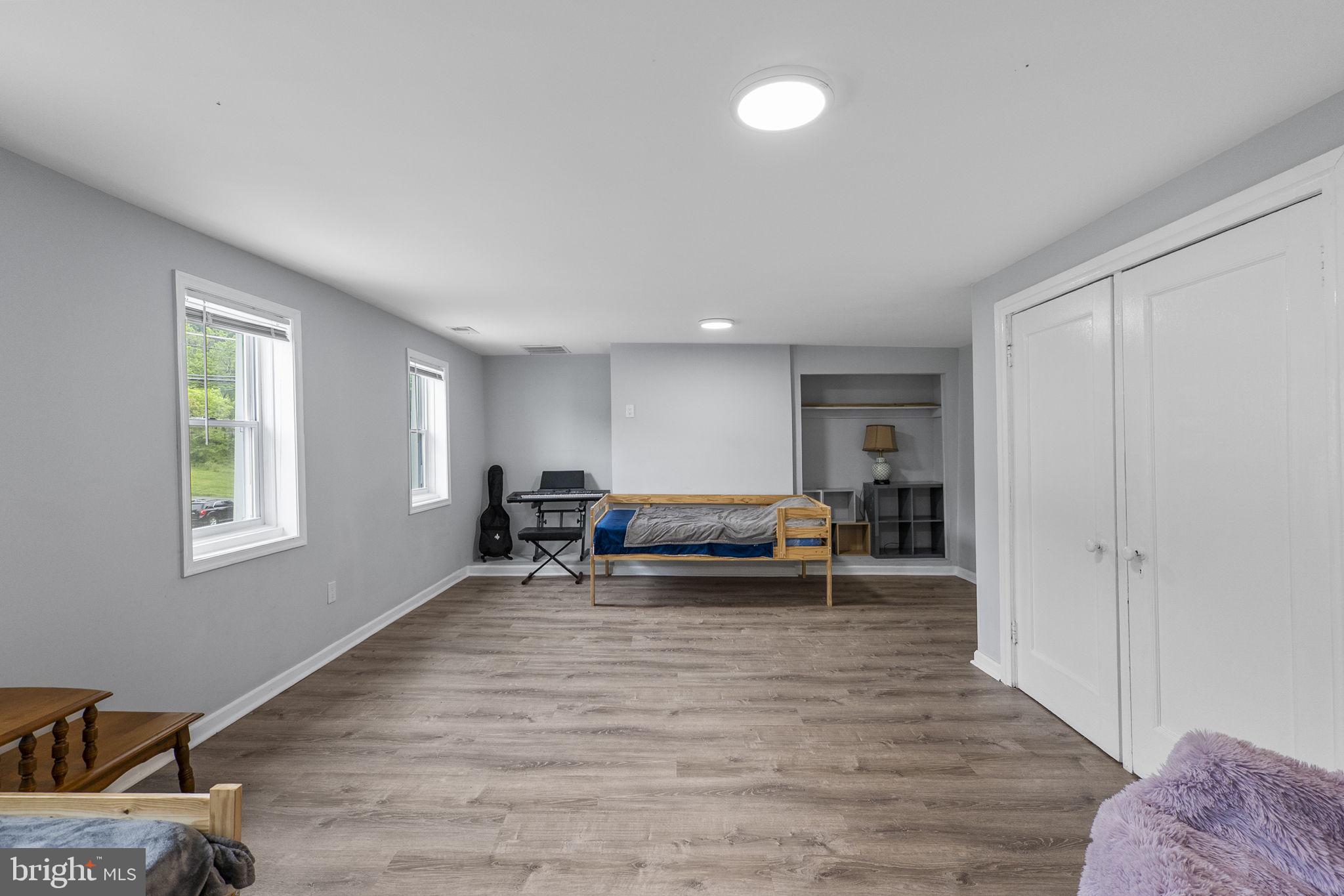 CLARKSBURG OUTSIDE - Residential