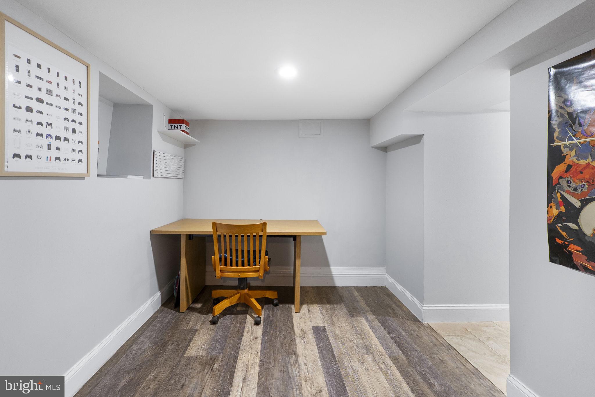 CLARKSBURG OUTSIDE - Residential