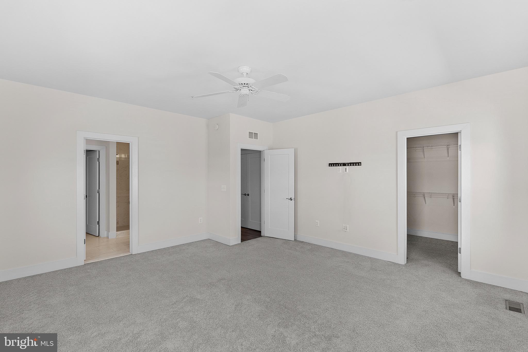 ONE LOUDOUN - Residential Lease