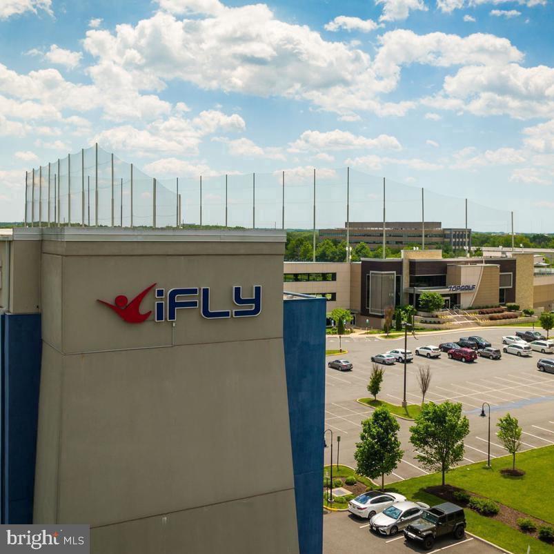 ONE LOUDOUN - Residential Lease