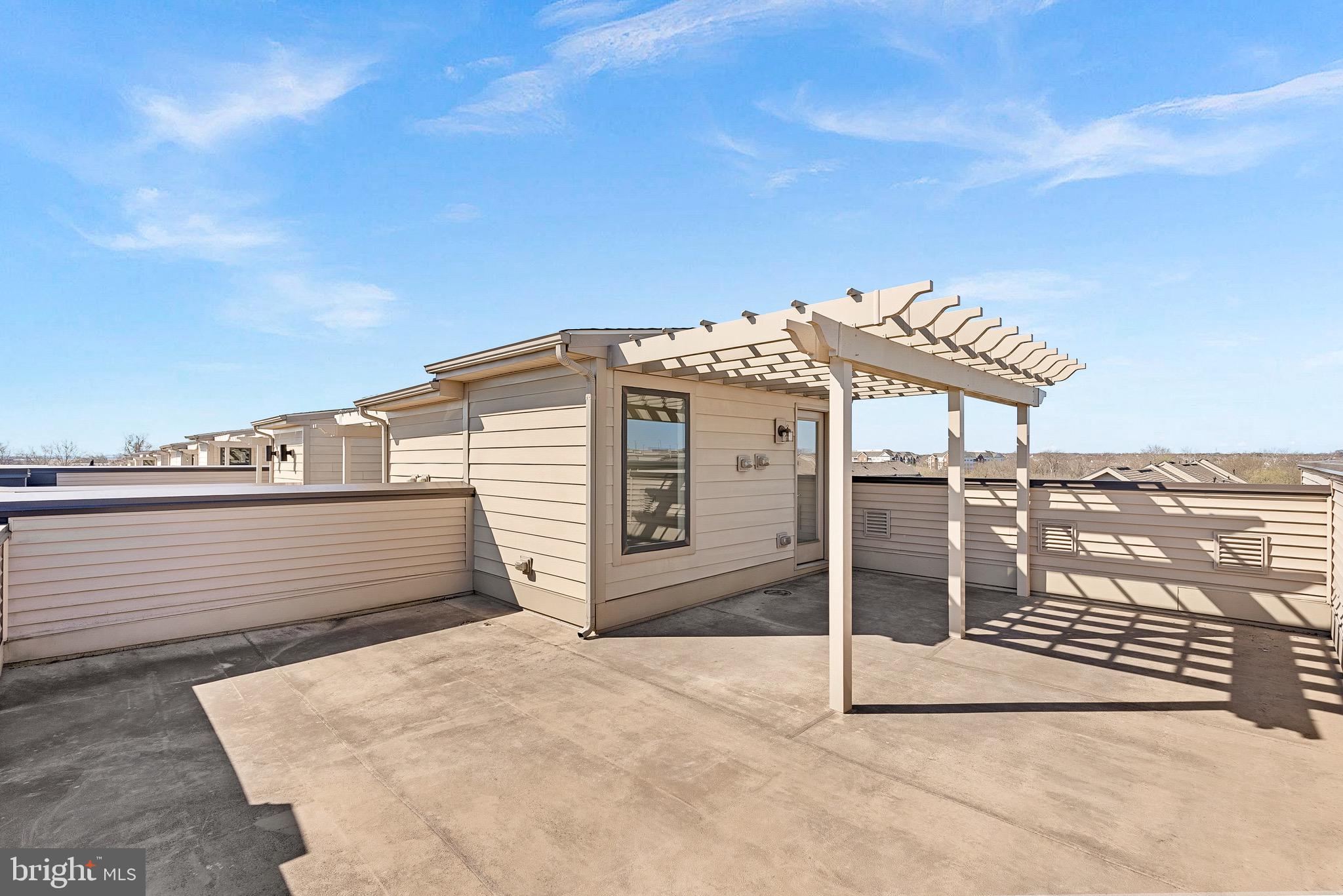 ONE LOUDOUN - Residential Lease