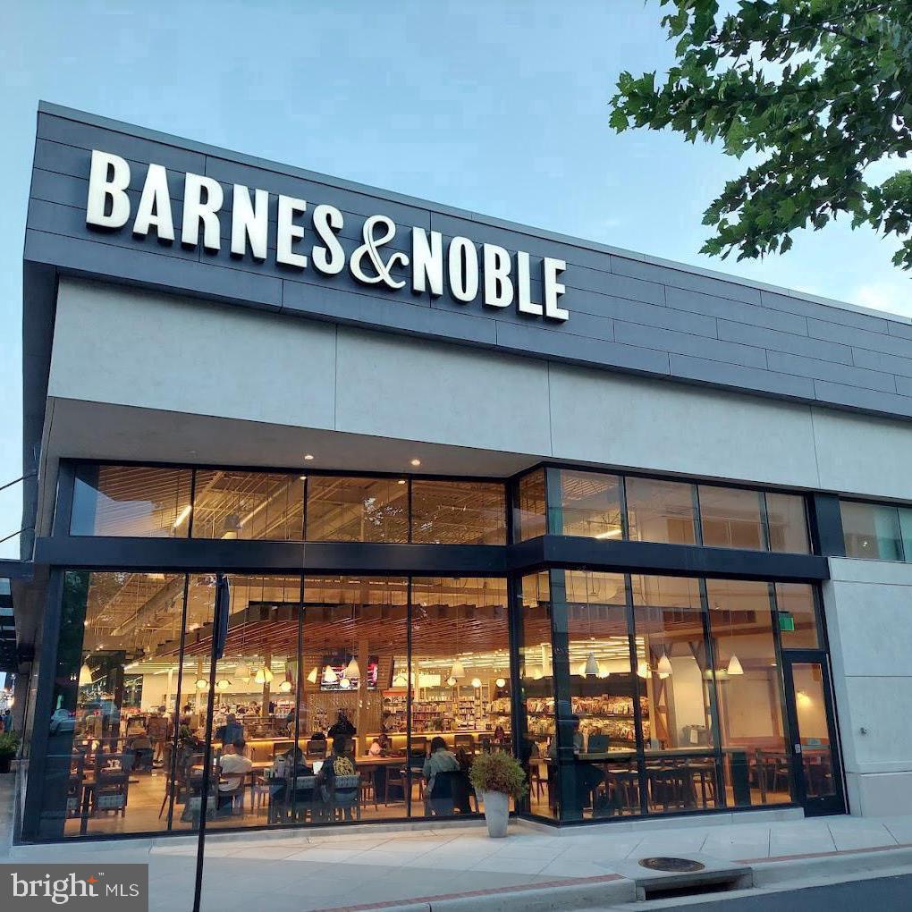 ONE LOUDOUN - Residential Lease