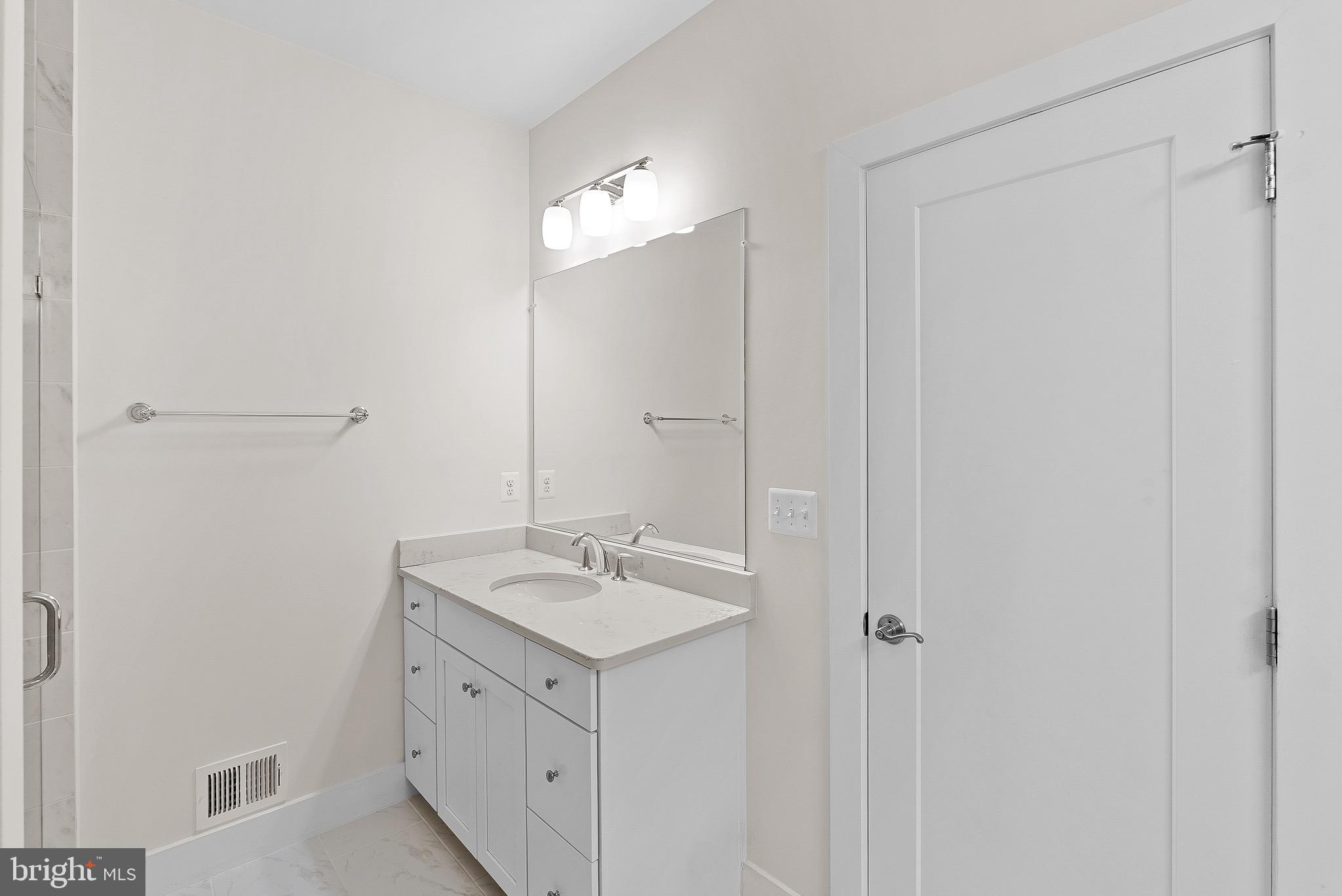 ONE LOUDOUN - Residential Lease