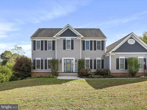 Photo of 43 Little Sorrel Drive, MIDDLETOWN, VA 22645 (MLS # VAWR2012424)