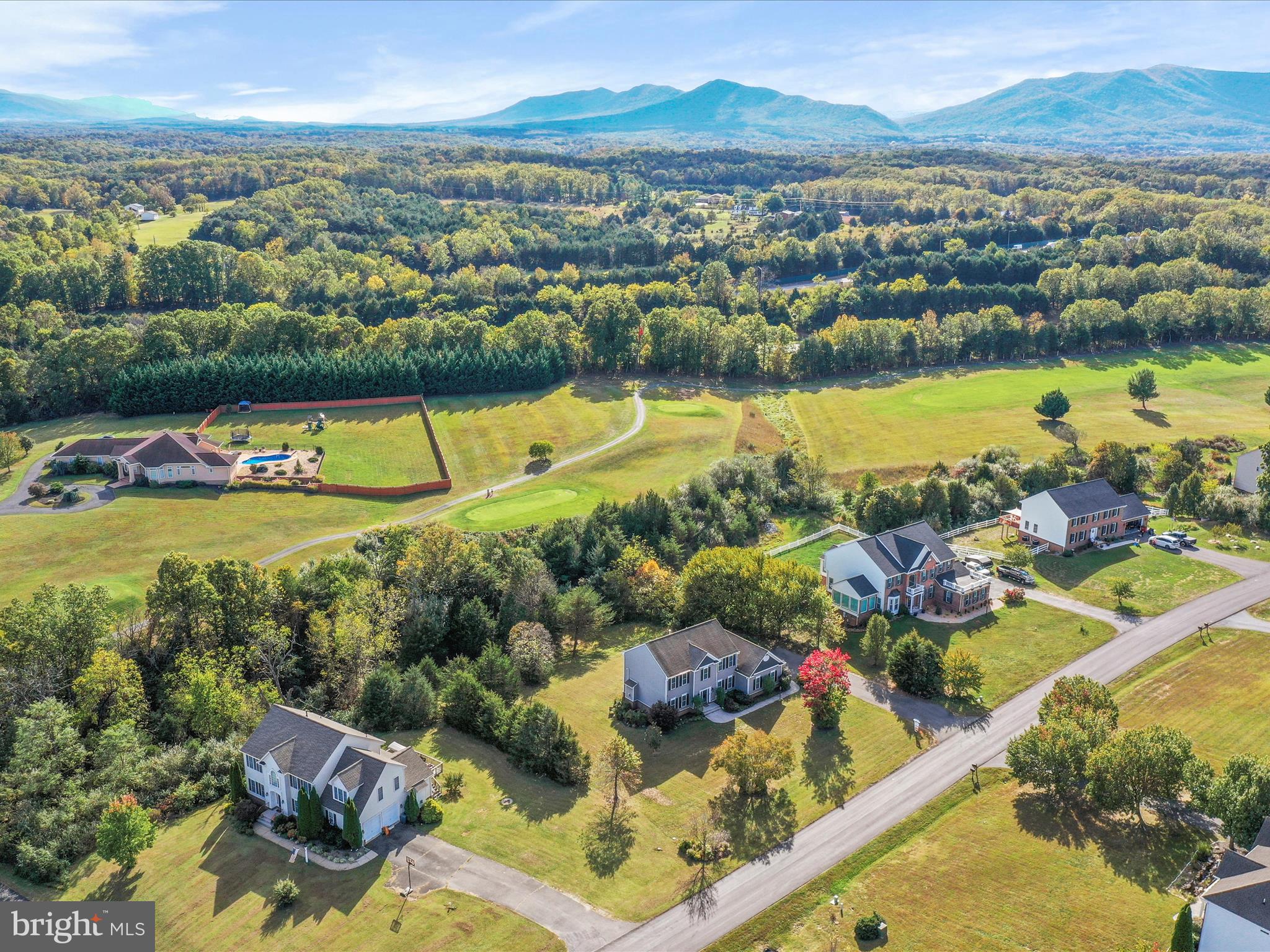 JACKSONS MEADOW - Residential