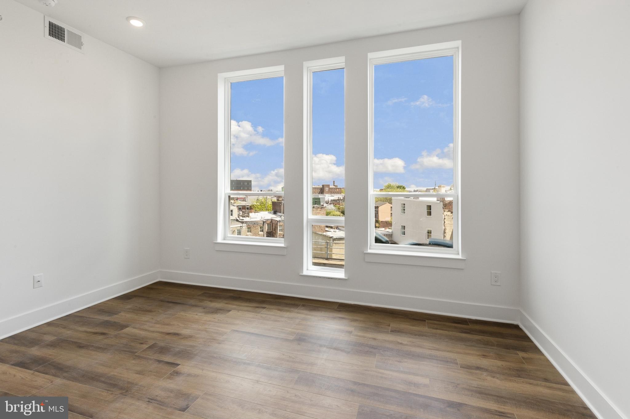 NORRIS SQUARE - Residential Lease
