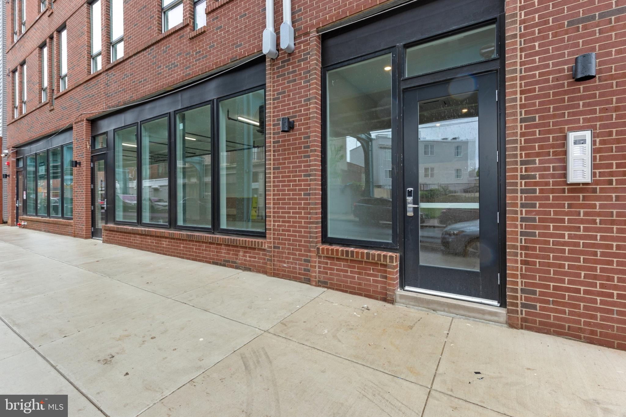 NORRIS SQUARE - Residential Lease