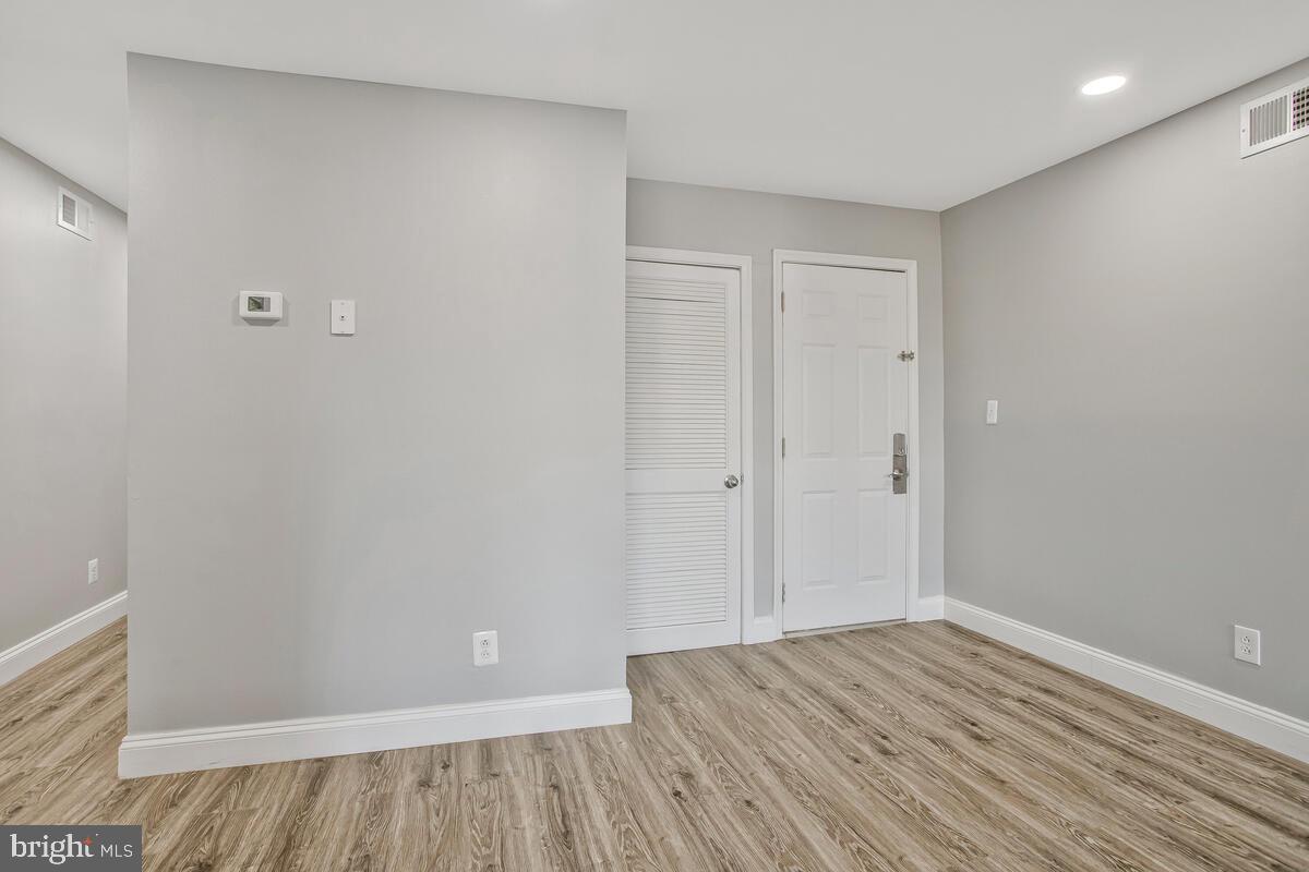 RESERVOIR HILL - Residential Income