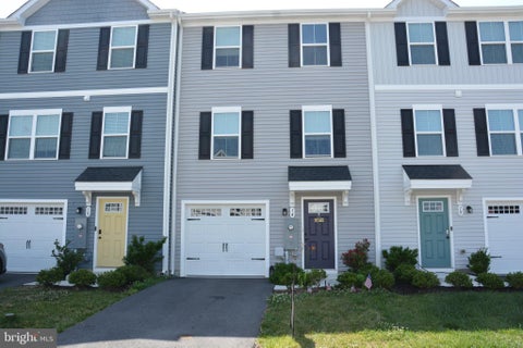 Townhouse For Rent - 14 Tadpole Landing Road<br/> INWOOD, WV 25428