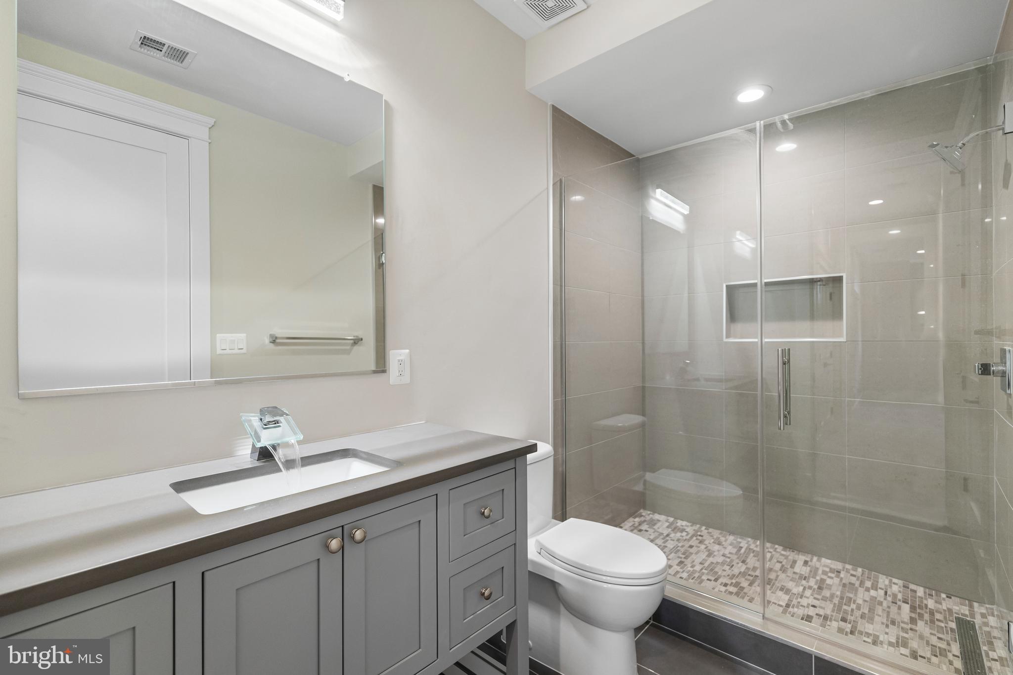 LITTLE VIENNA ESTATES - Residential