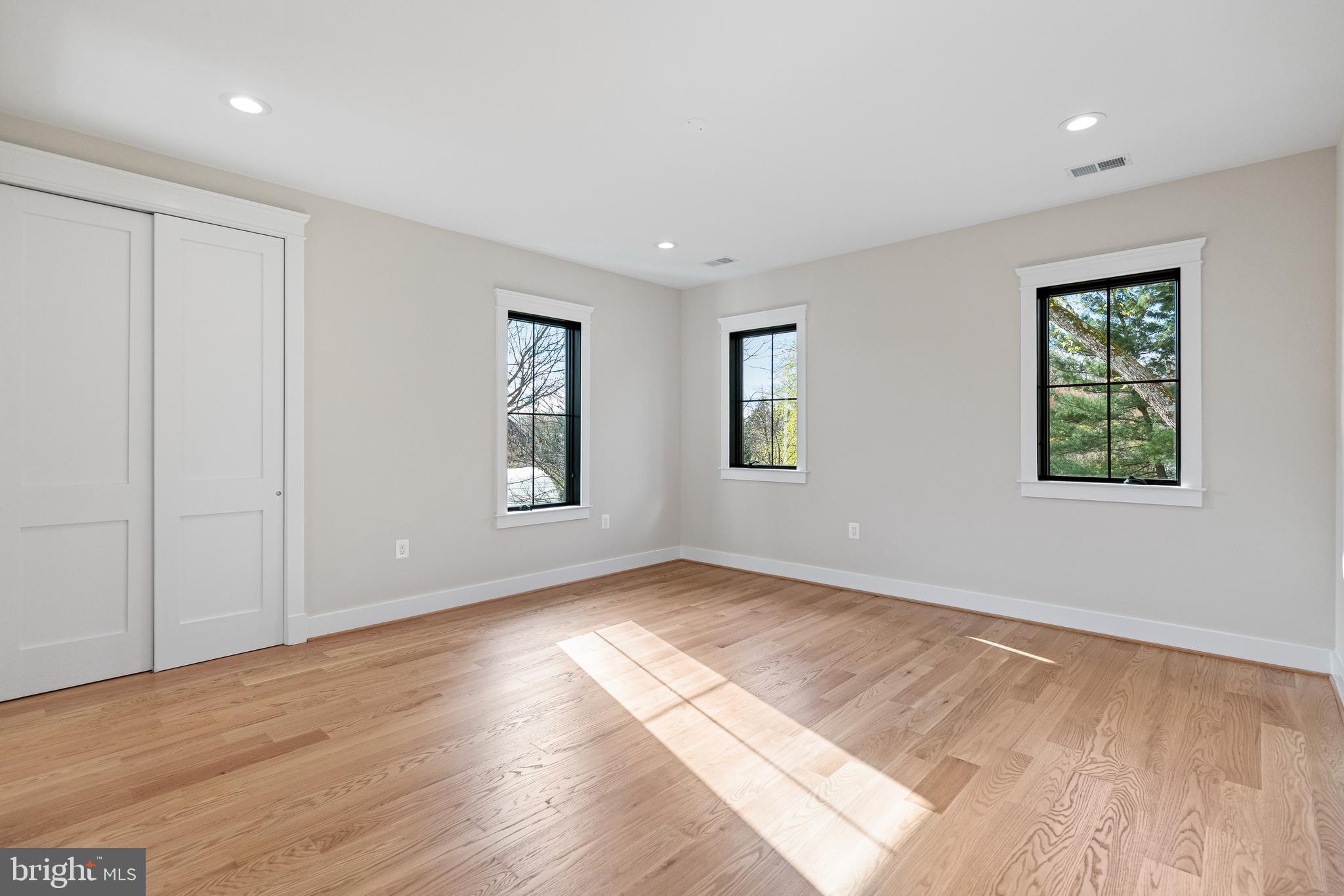 LITTLE VIENNA ESTATES - Residential