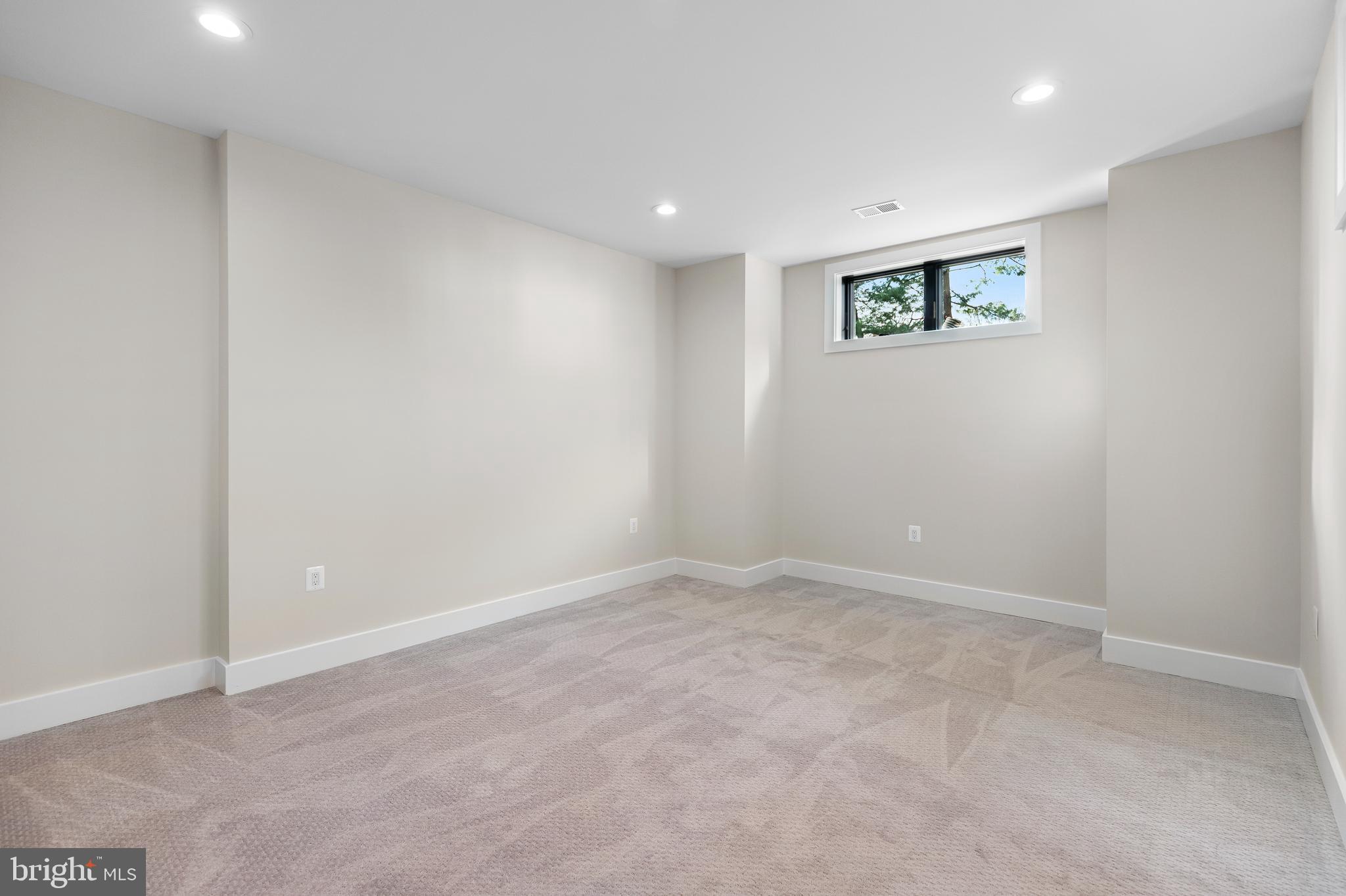 LITTLE VIENNA ESTATES - Residential