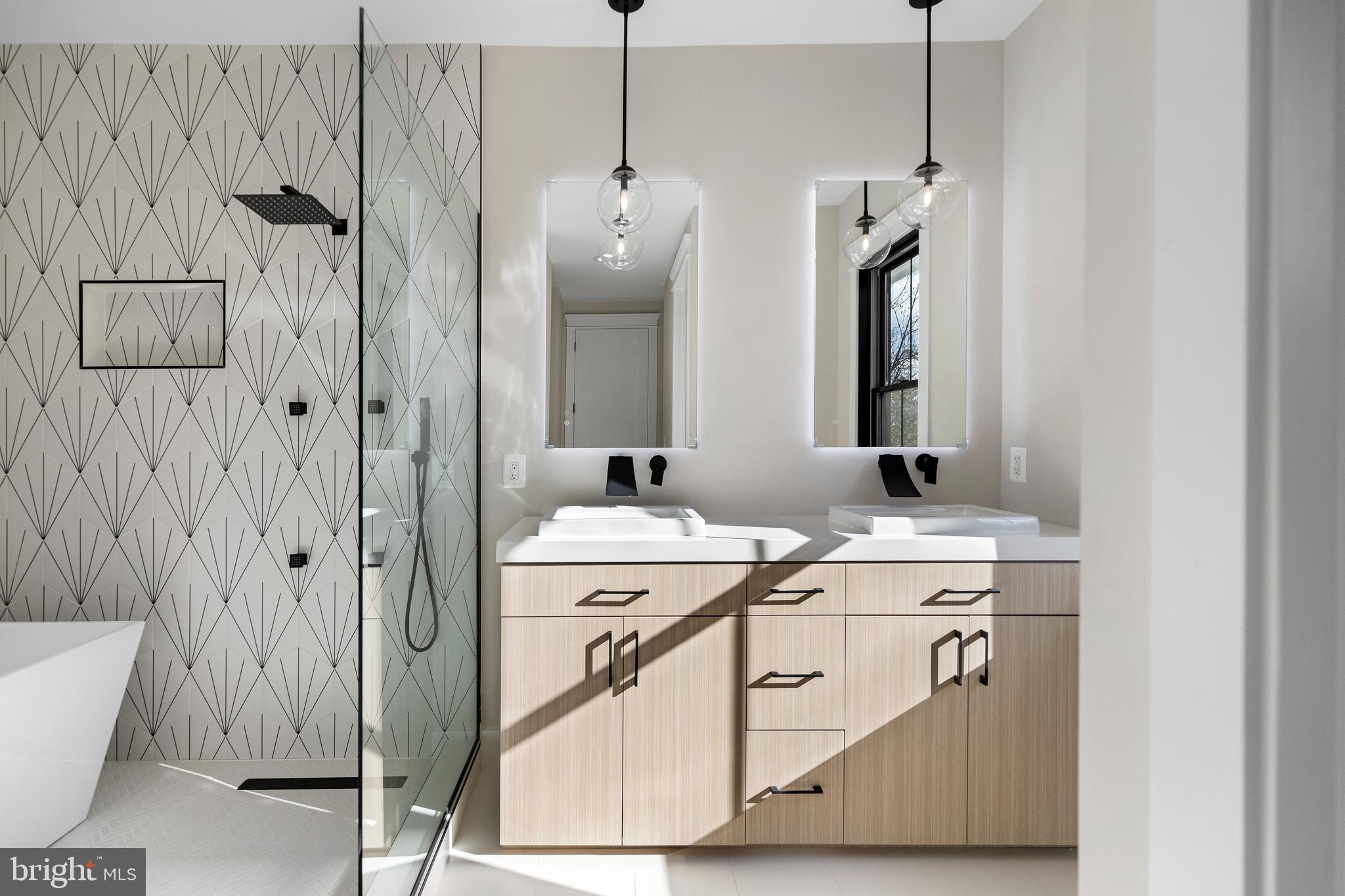 LITTLE VIENNA ESTATES - Residential