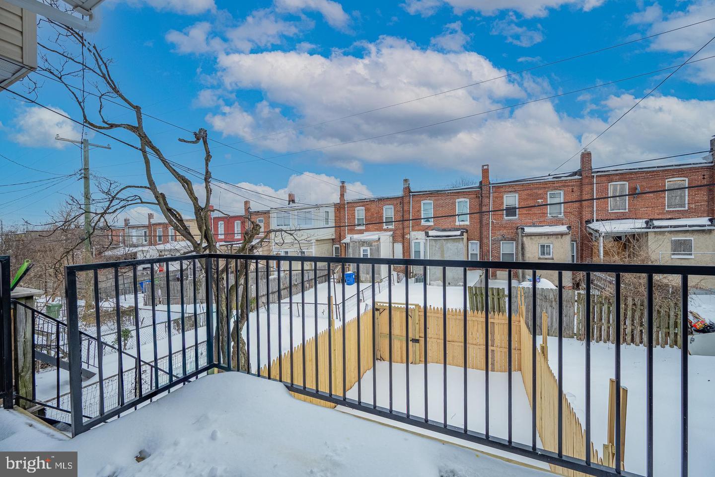WESTPORT - Residential