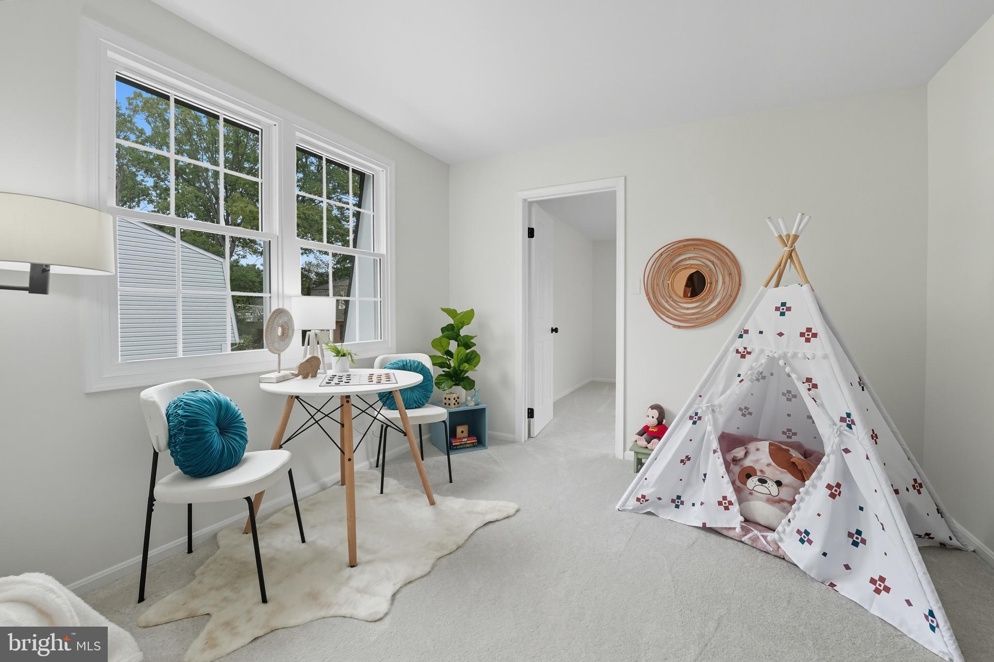 KINGS PARK WEST - Residential