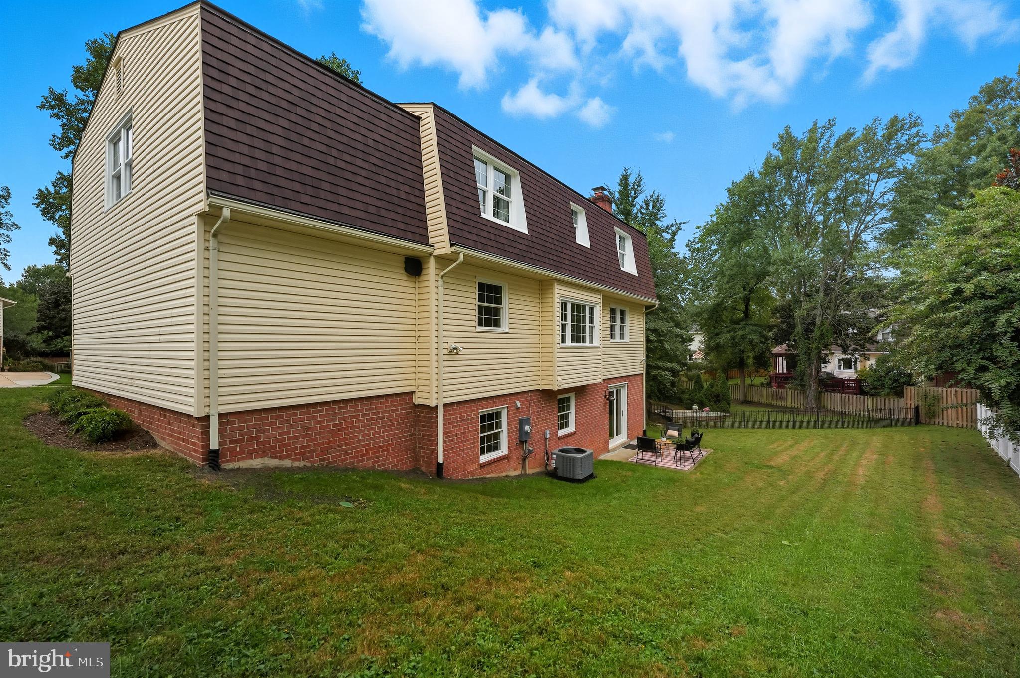 KINGS PARK WEST - Residential