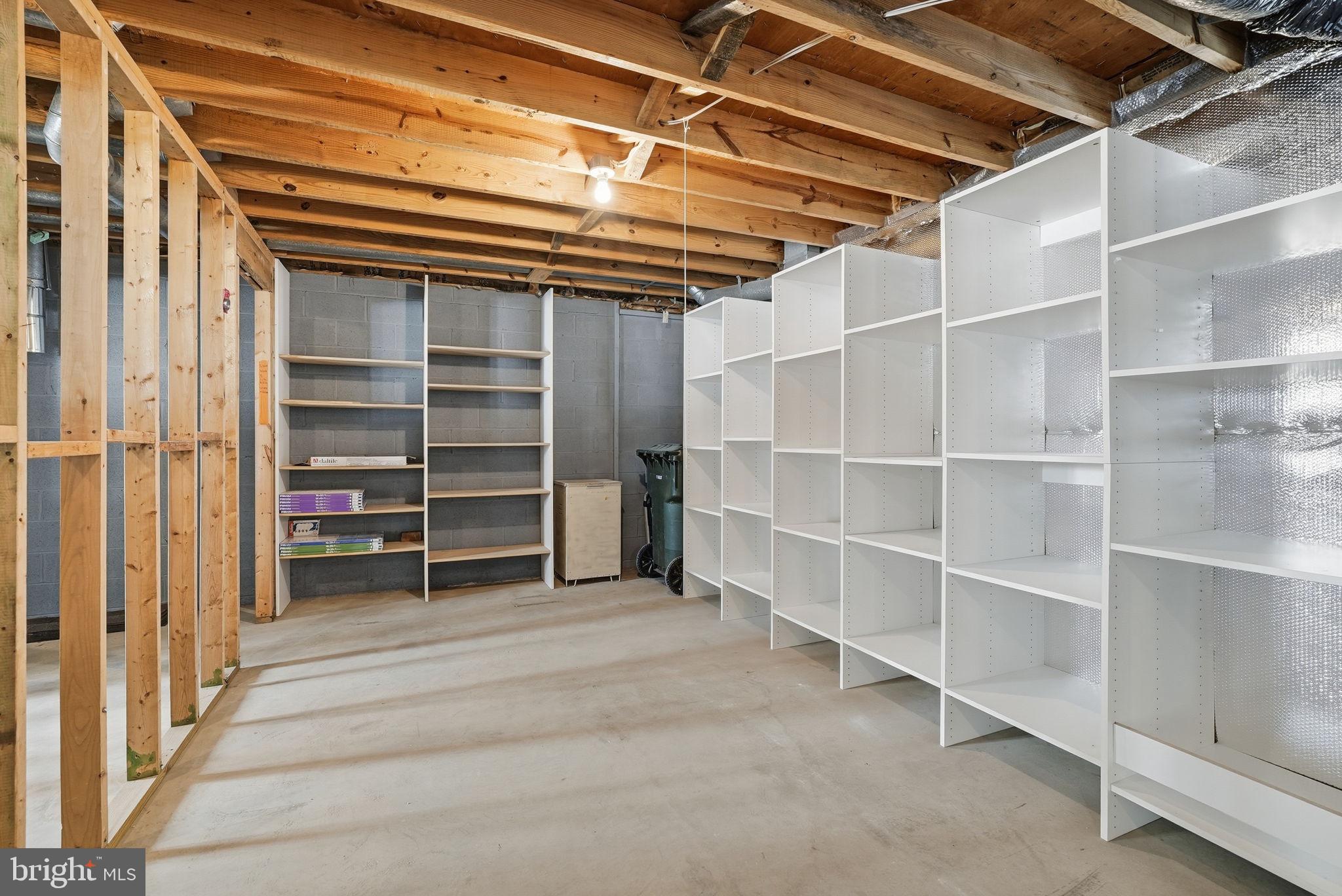 KINGS PARK WEST - Residential