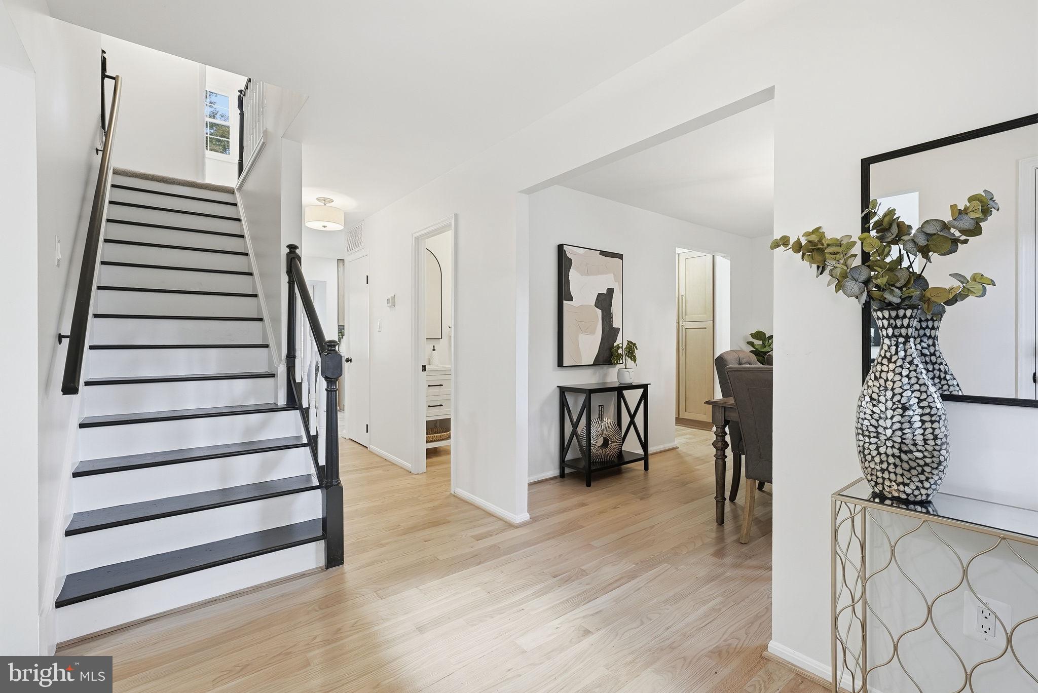 KINGS PARK WEST - Residential