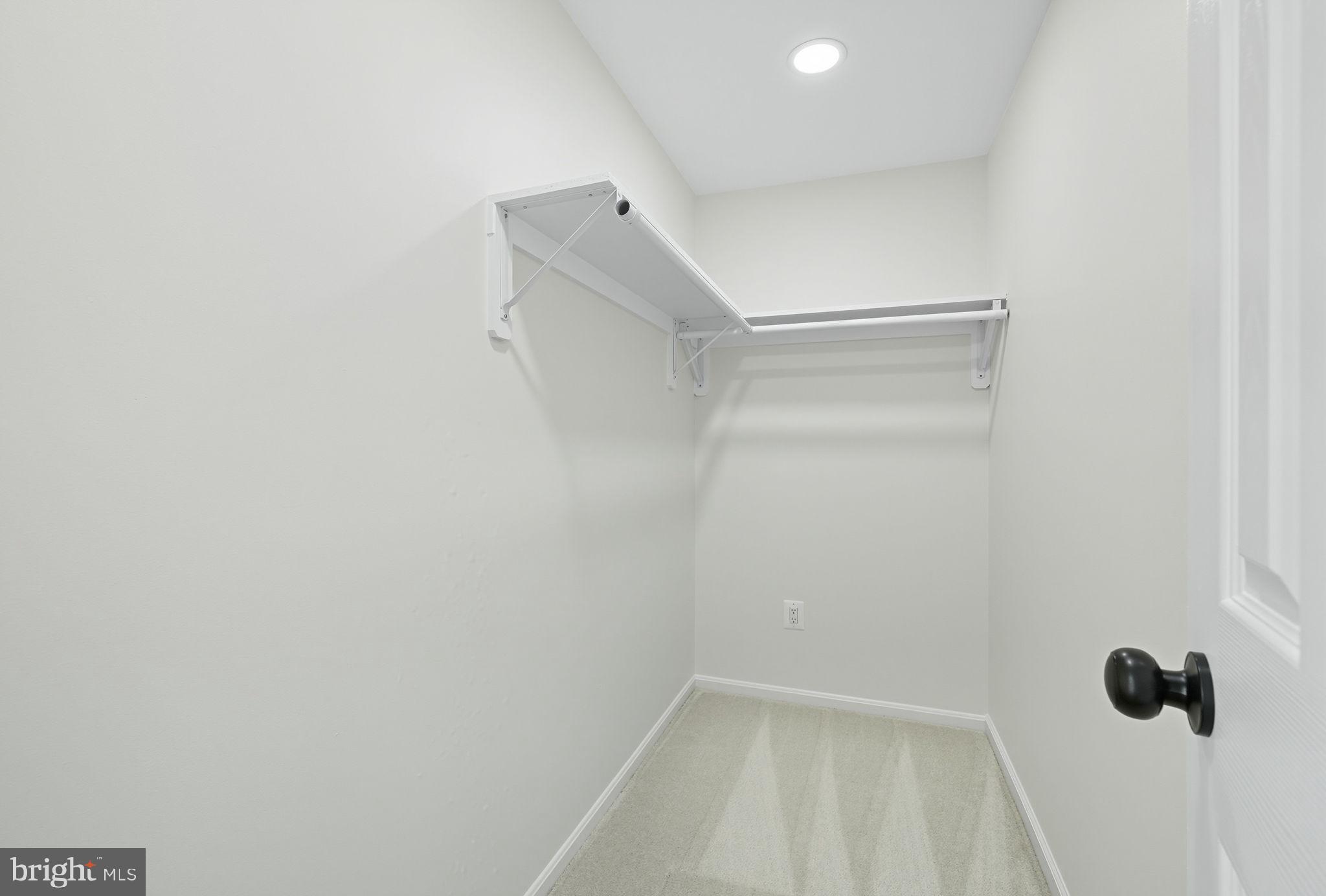 KINGS PARK WEST - Residential