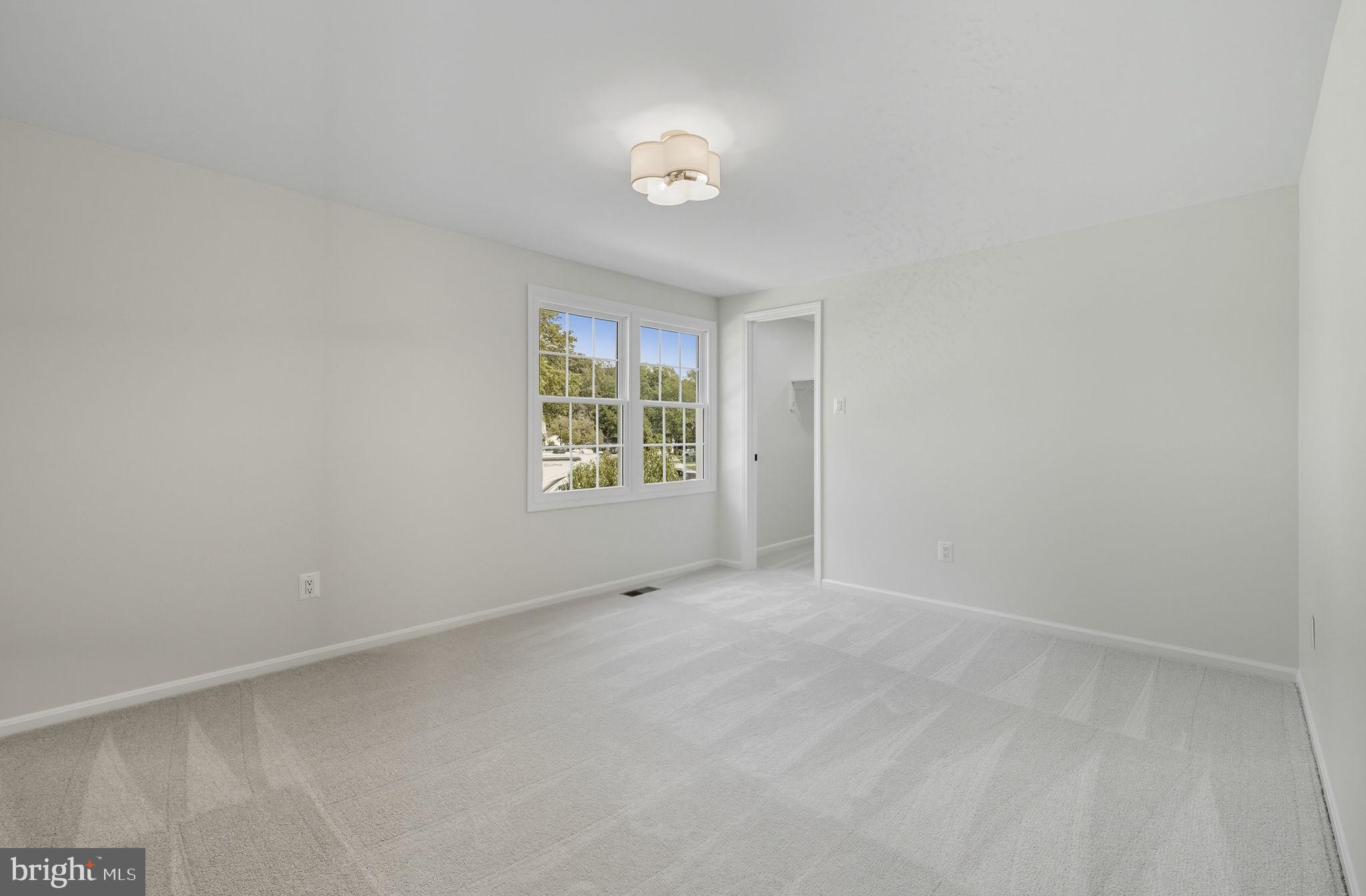 KINGS PARK WEST - Residential