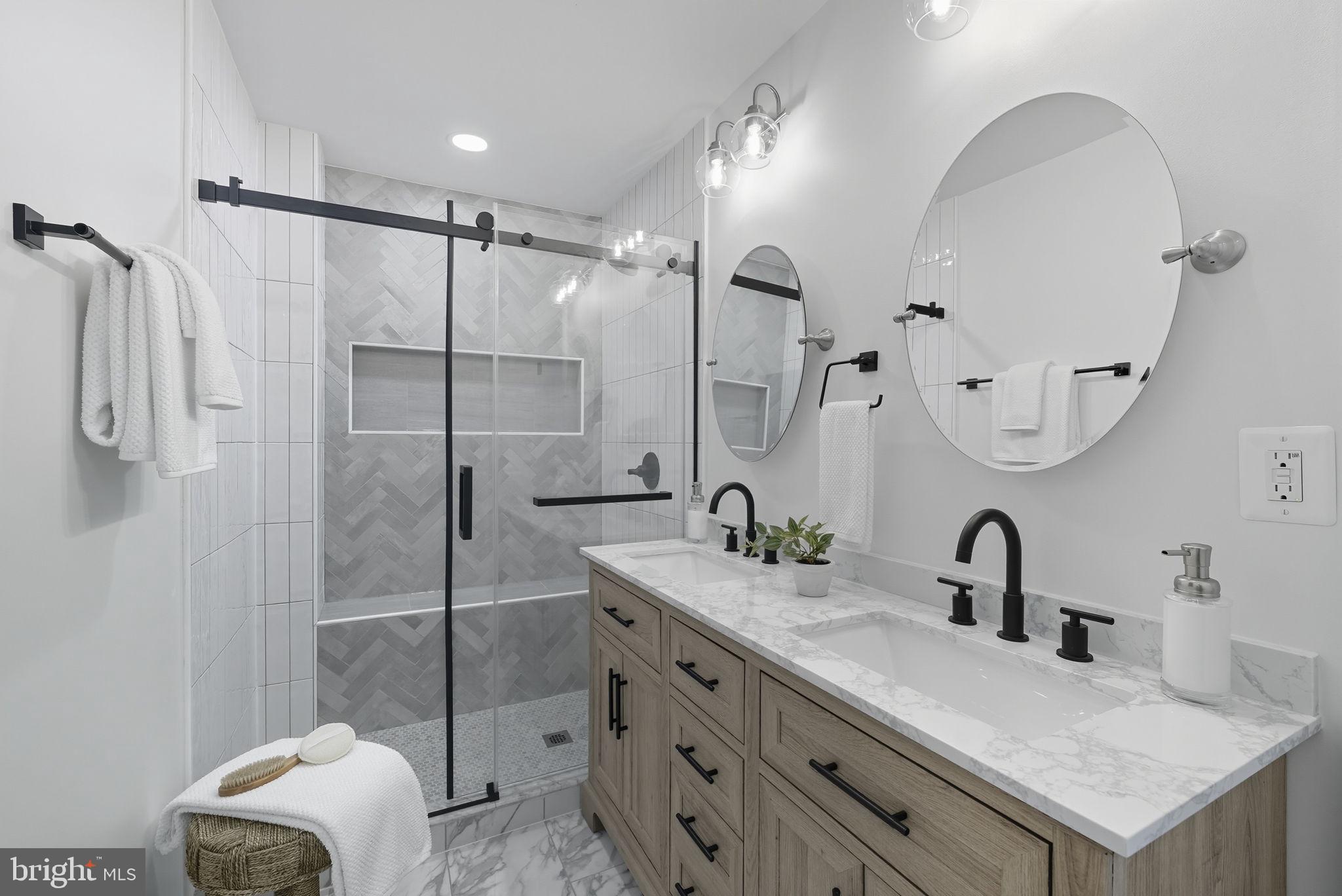 KINGS PARK WEST - Residential