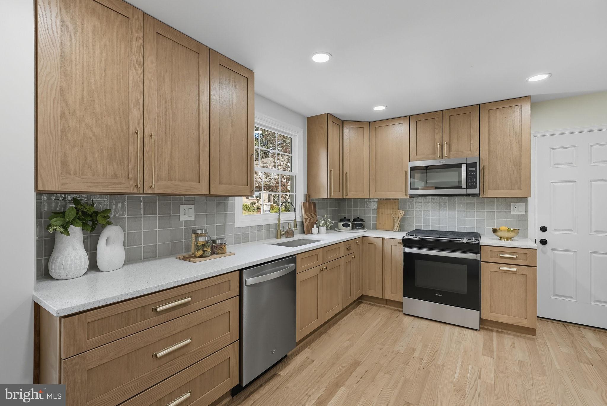 KINGS PARK WEST - Residential