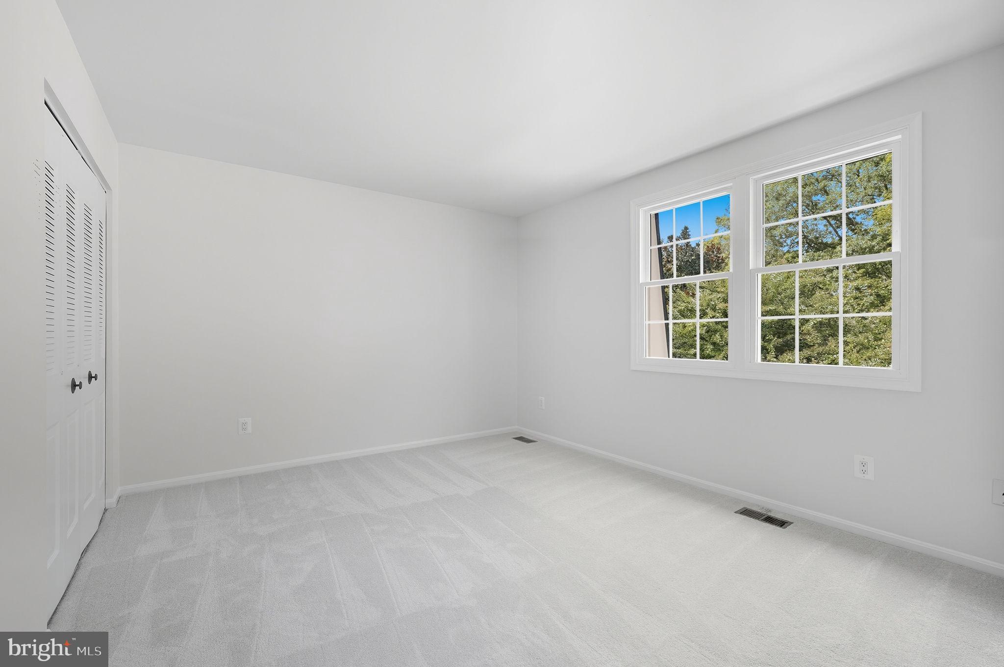 KINGS PARK WEST - Residential