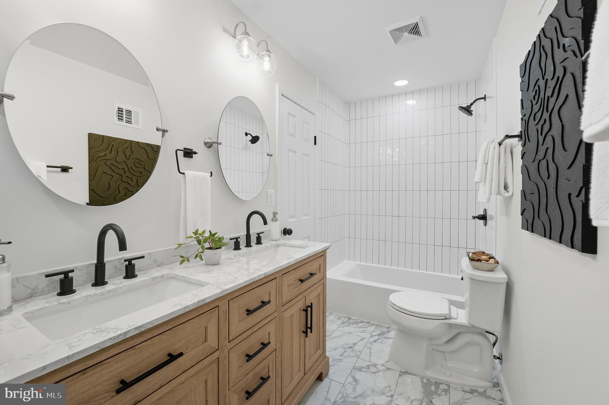 KINGS PARK WEST - Residential