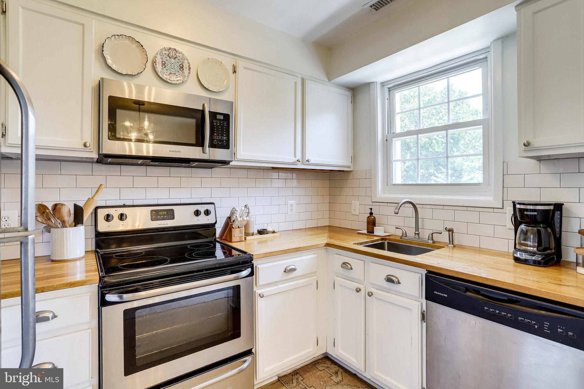 THE ARLINGTON - Residential Lease