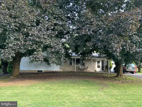 MLS: PACB2056242