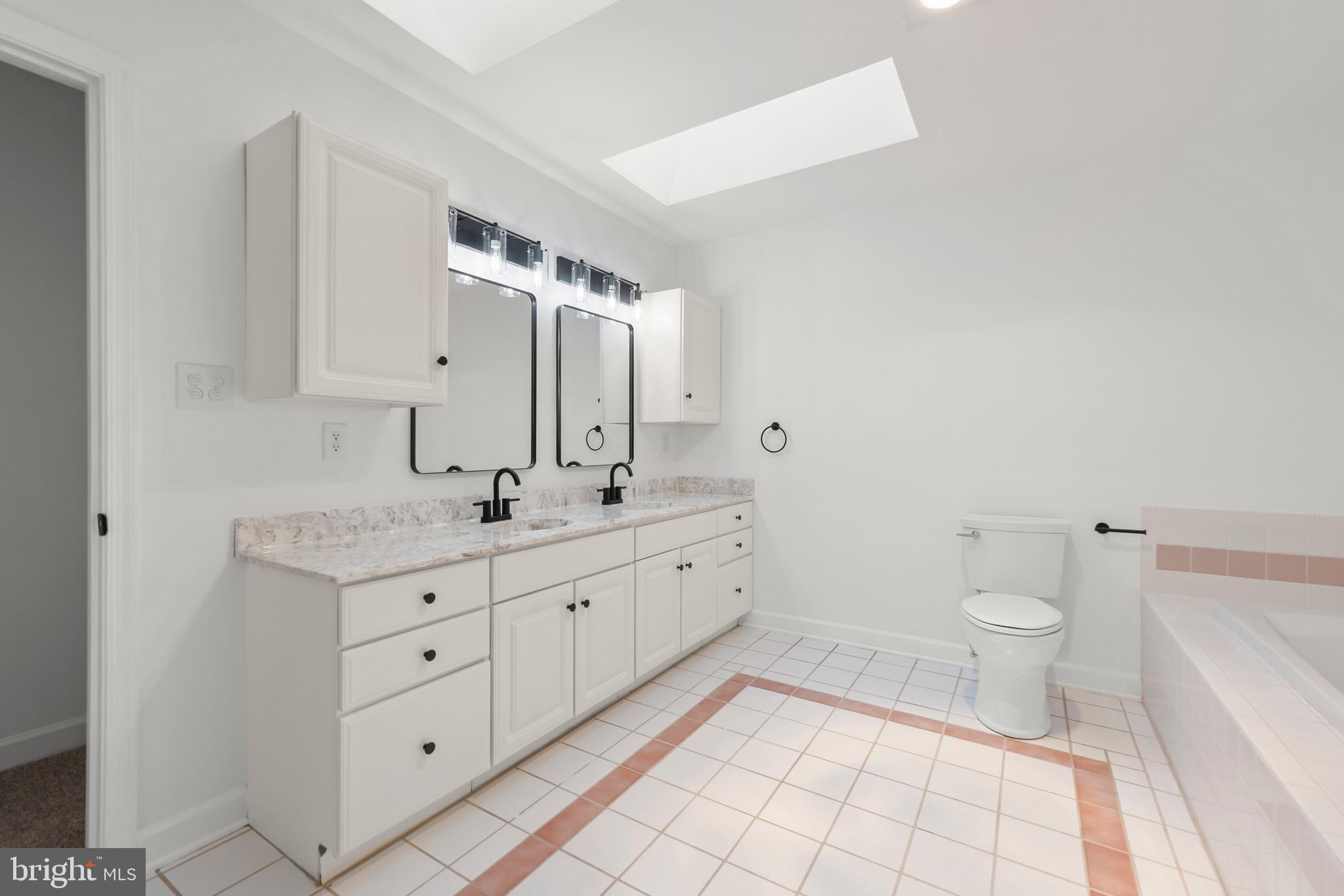 OLD FORT - Residential