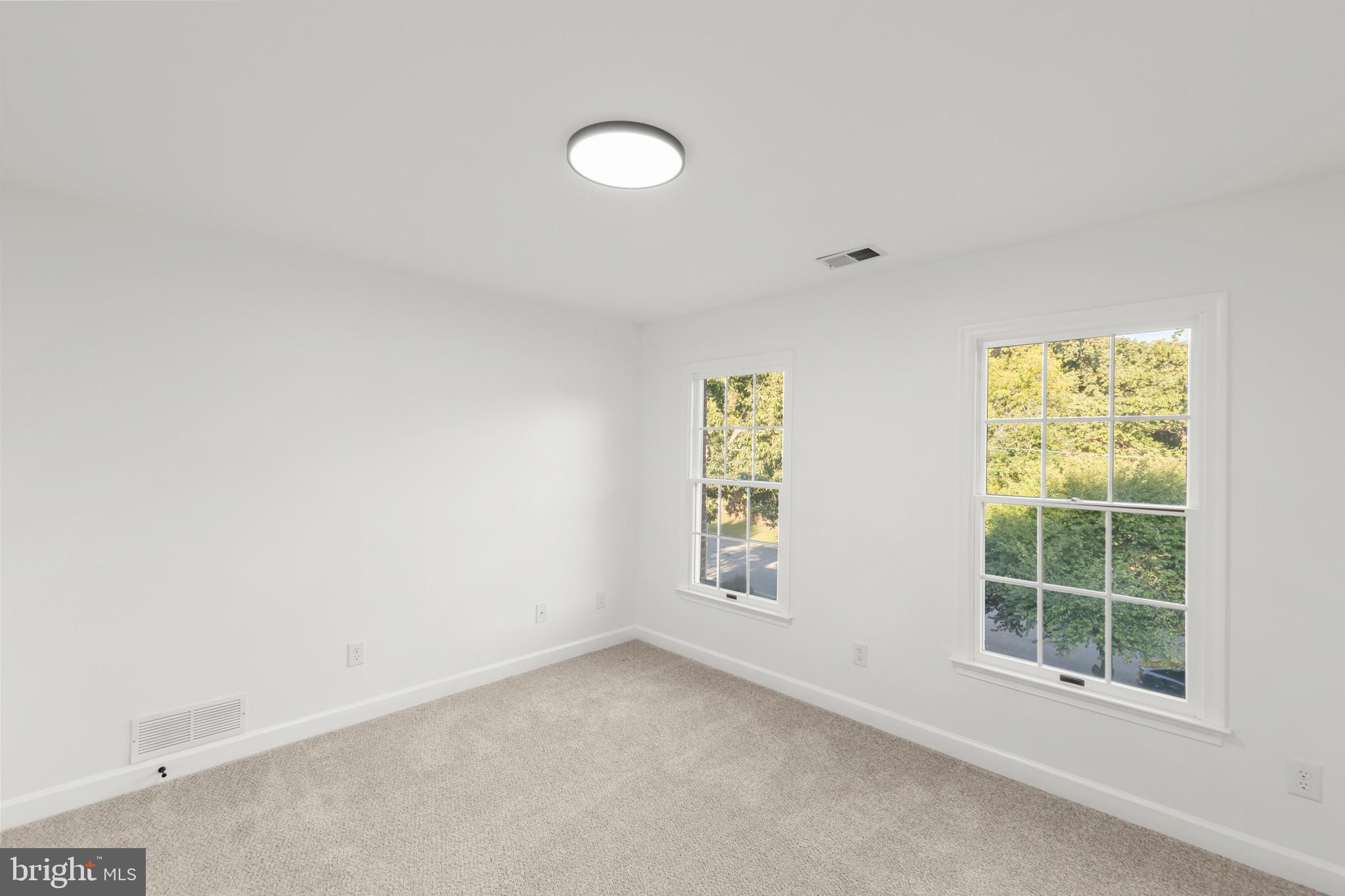 OLD FORT - Residential