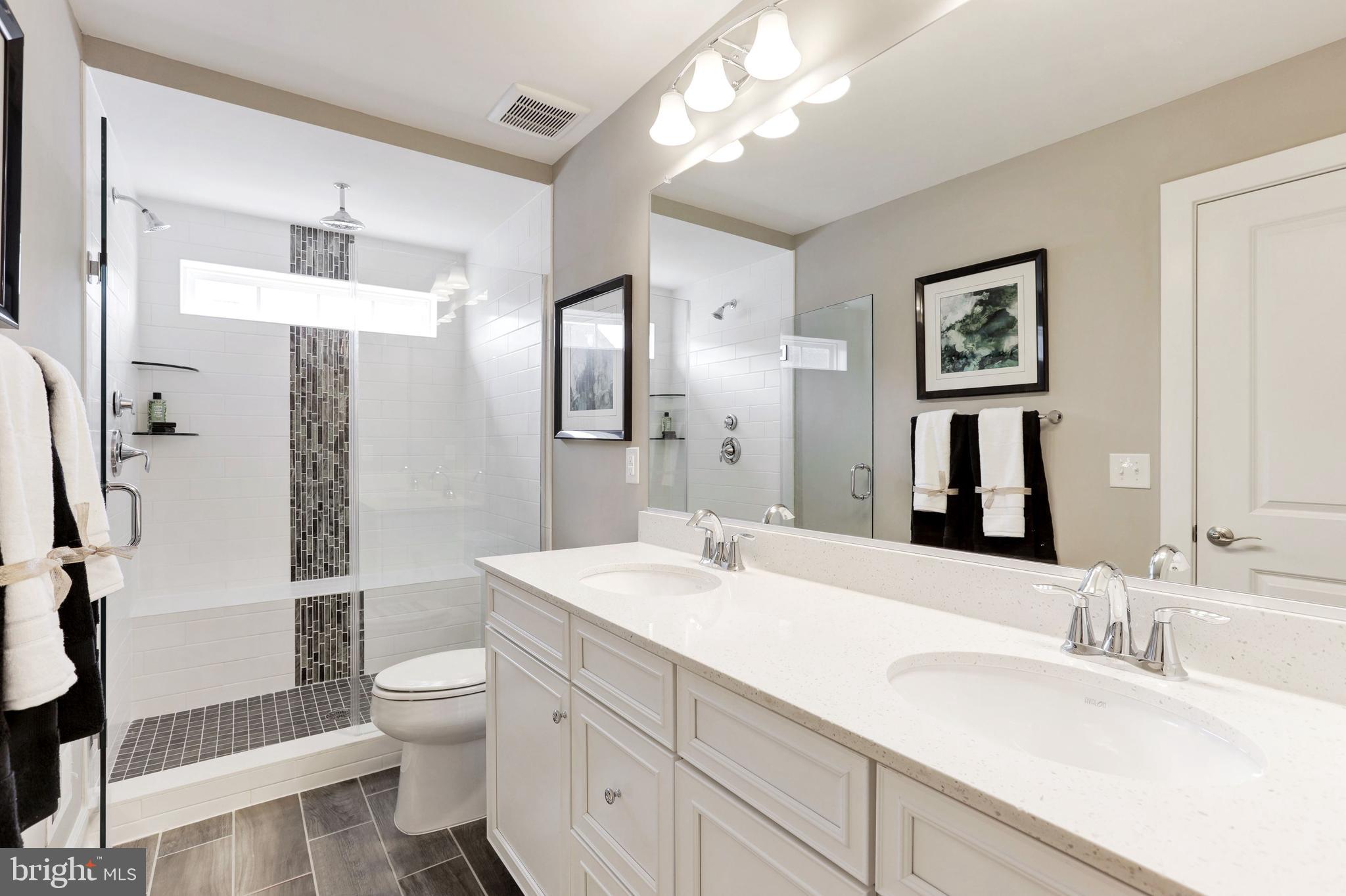 CASCADE LANDING - Residential