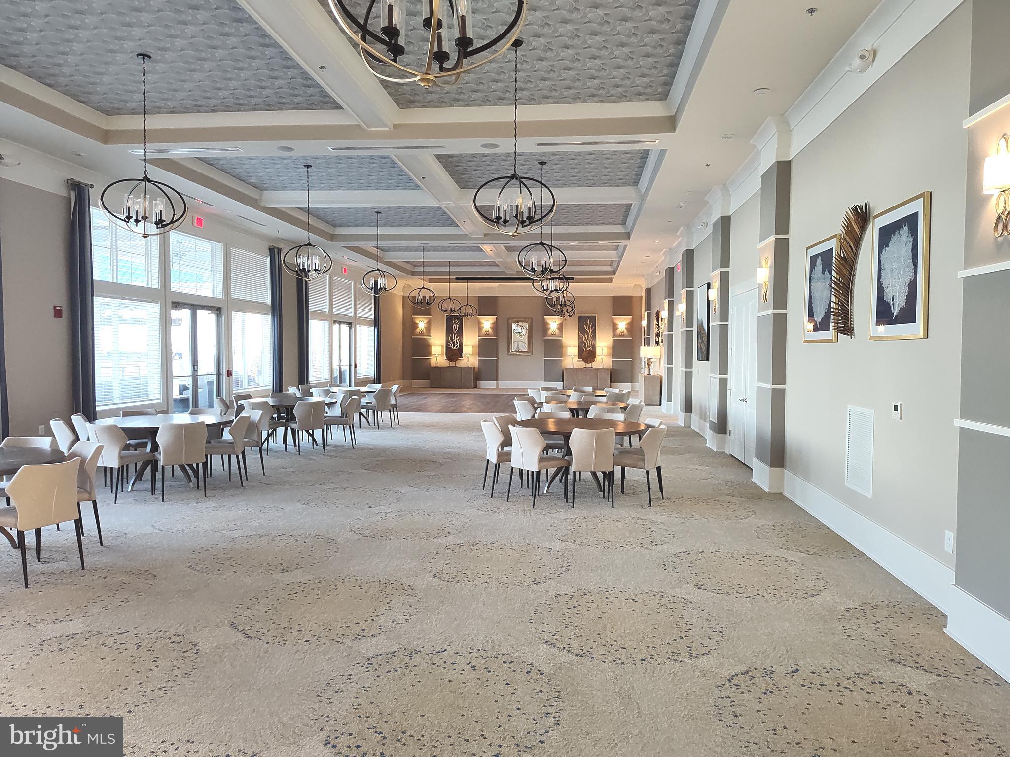 FOUR SEASONS AT KENT ISLAND - Residential