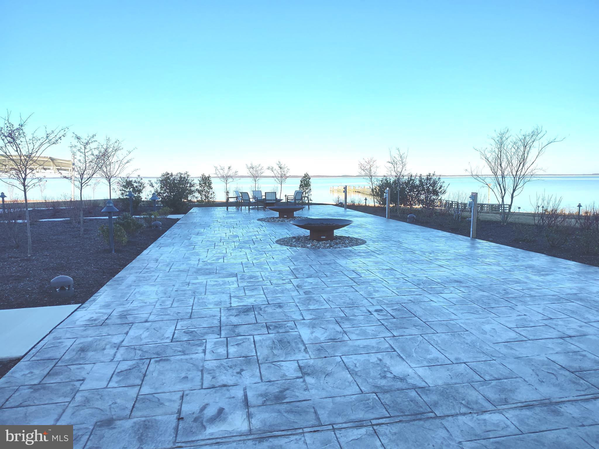 FOUR SEASONS AT KENT ISLAND - Residential