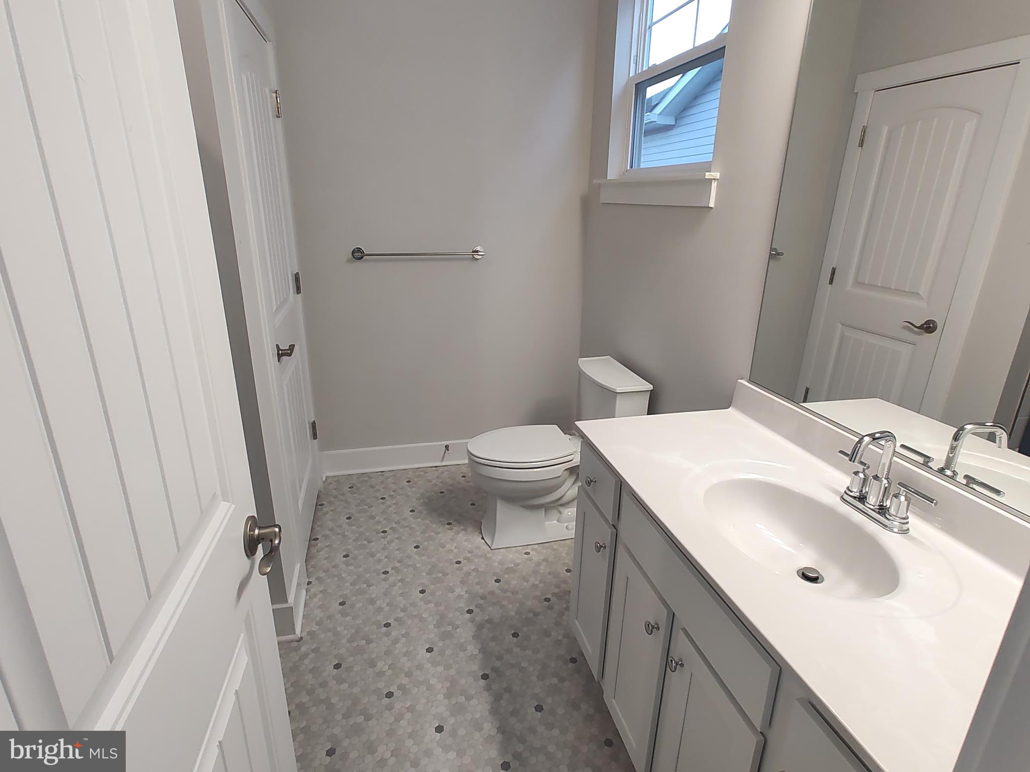 FOUR SEASONS AT KENT ISLAND - Residential