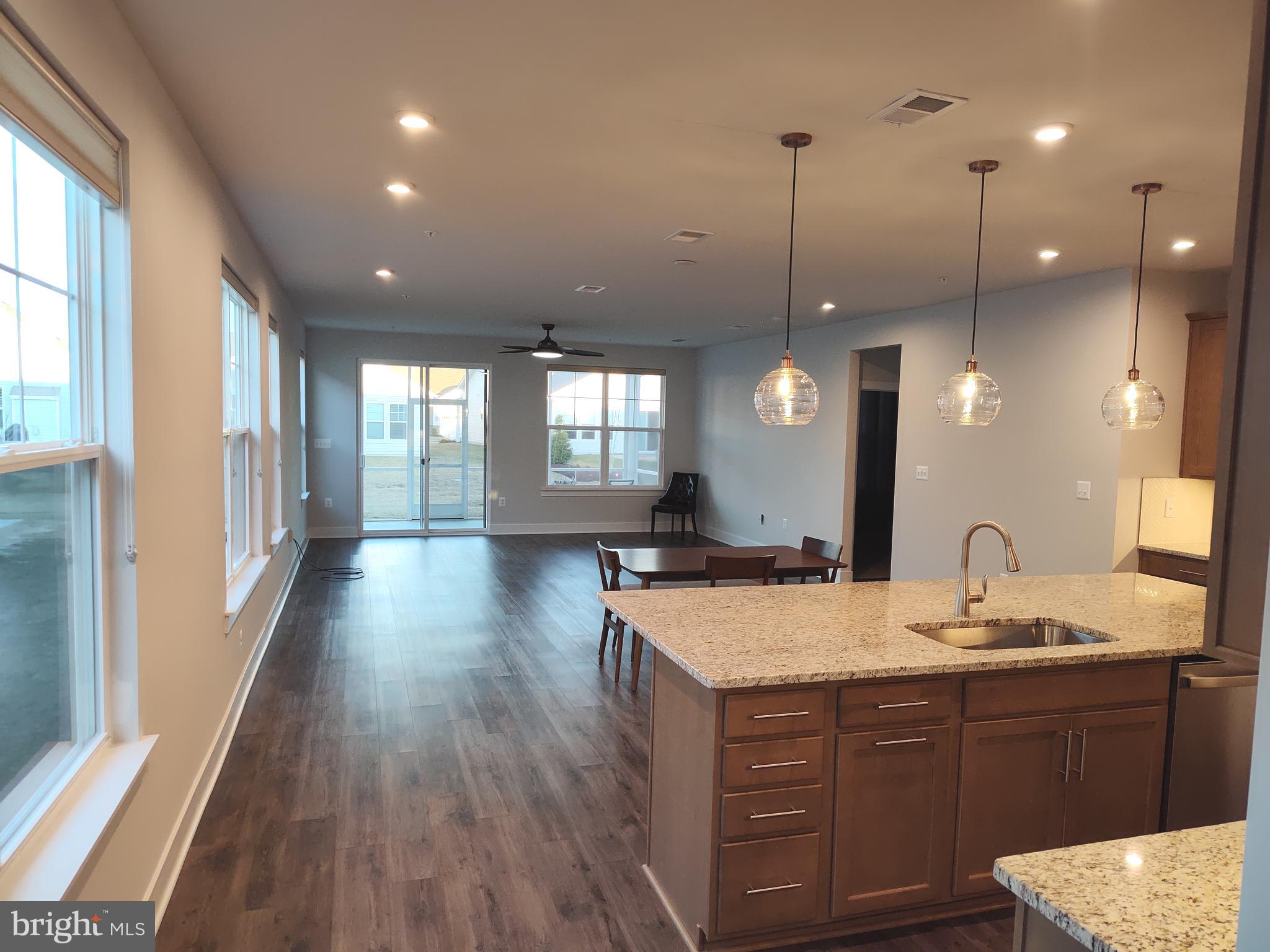 FOUR SEASONS AT KENT ISLAND - Residential