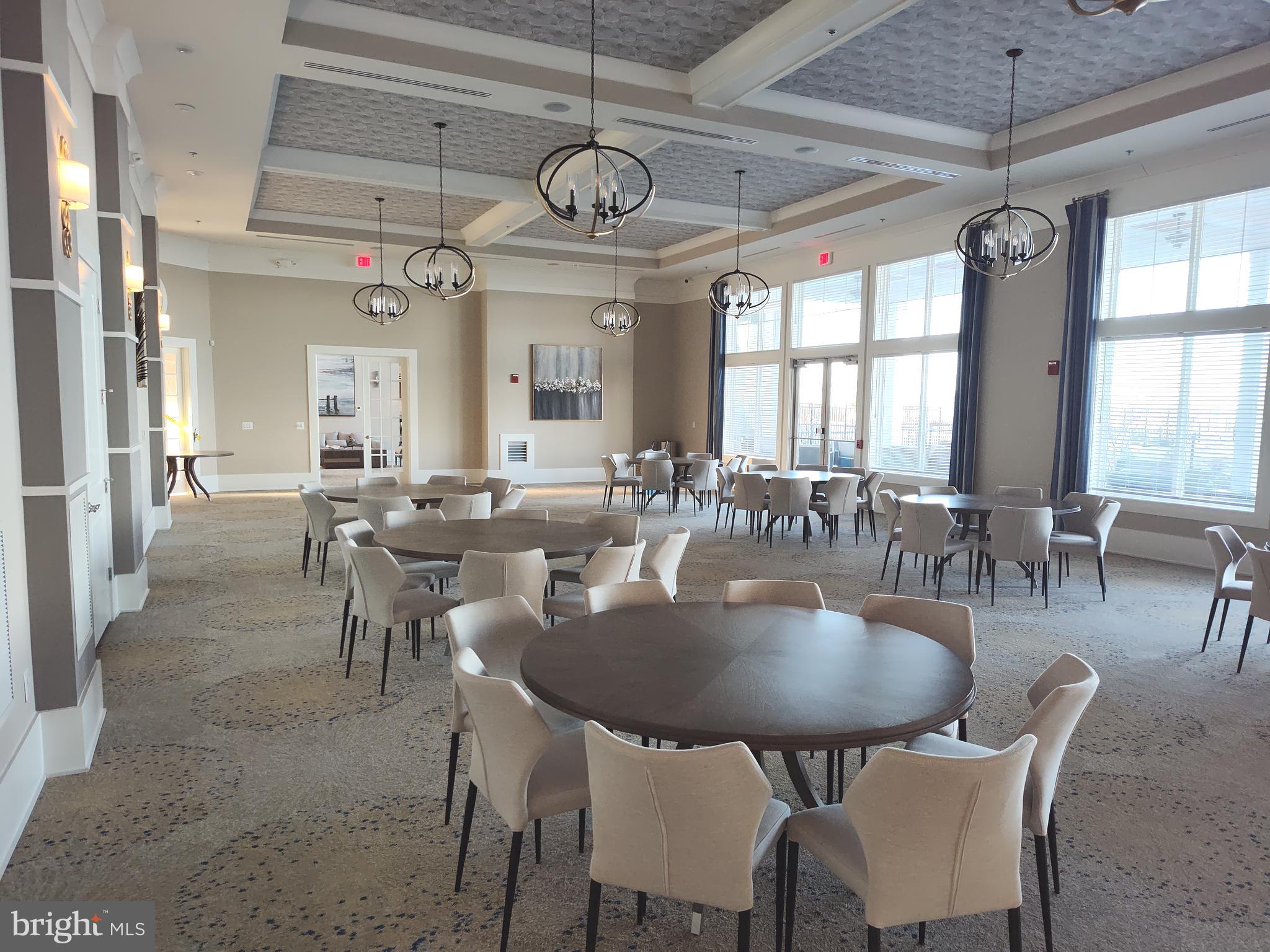 FOUR SEASONS AT KENT ISLAND - Residential