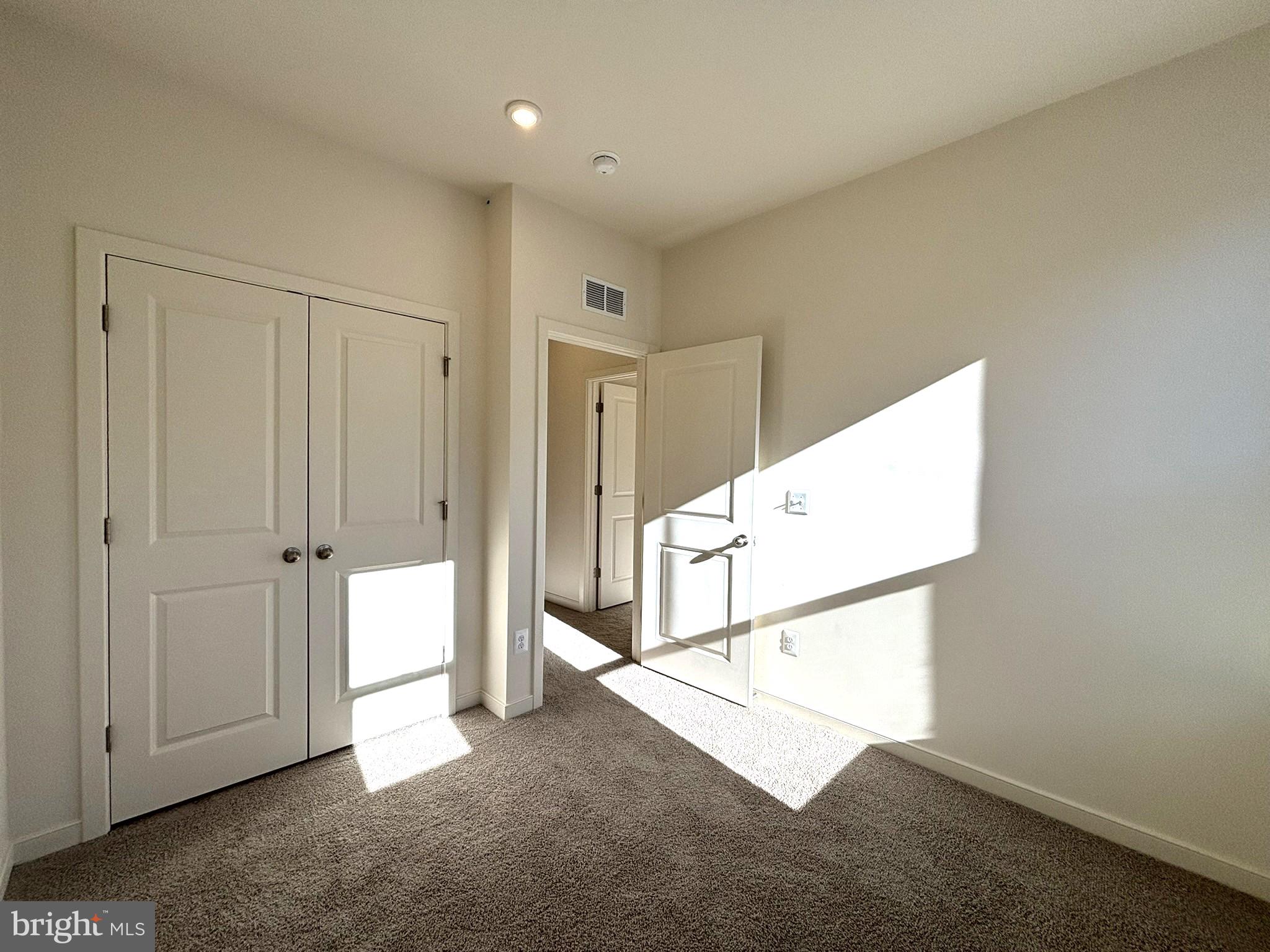 CASCADE LANDING - Residential