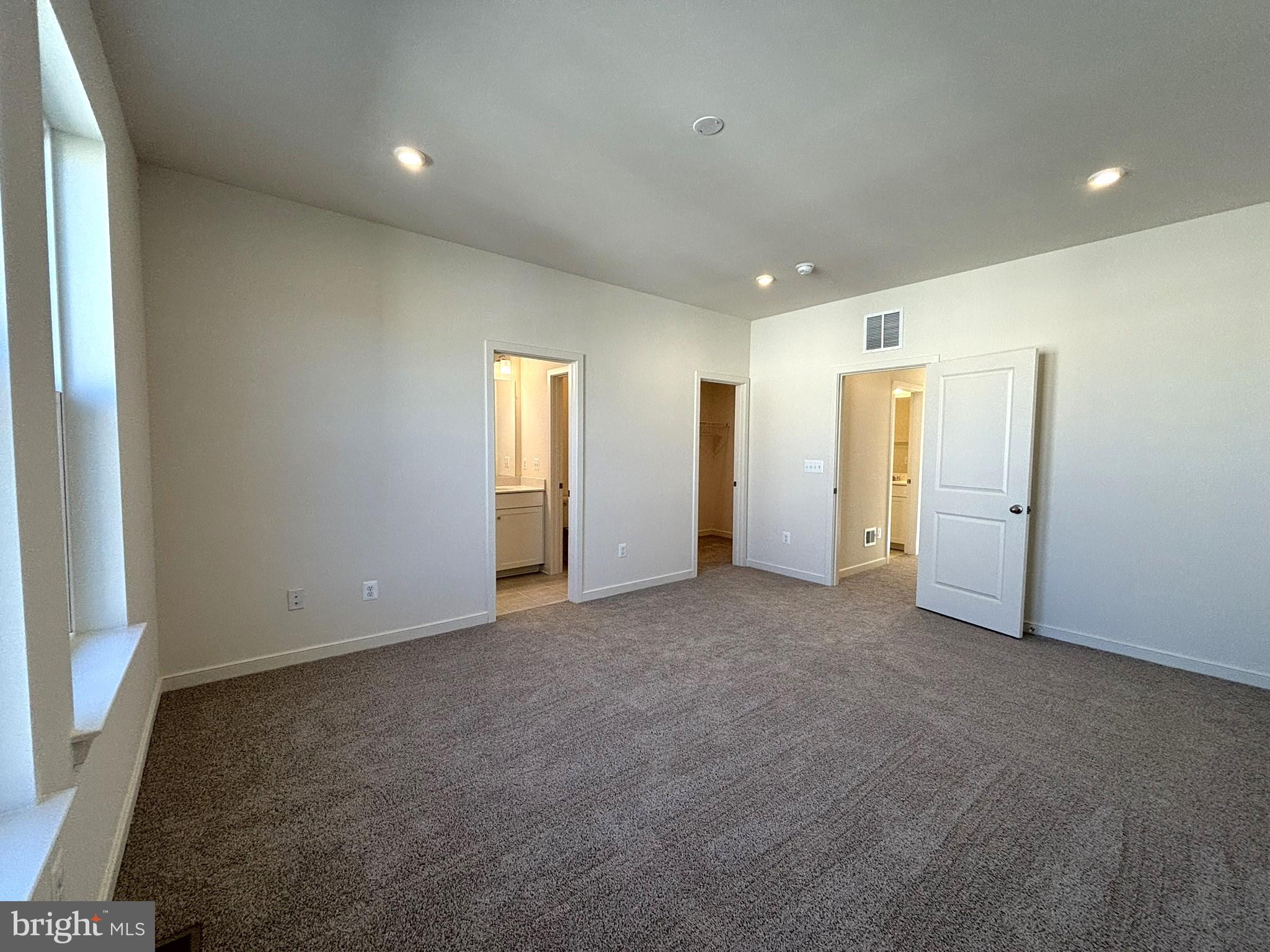 CASCADE LANDING - Residential